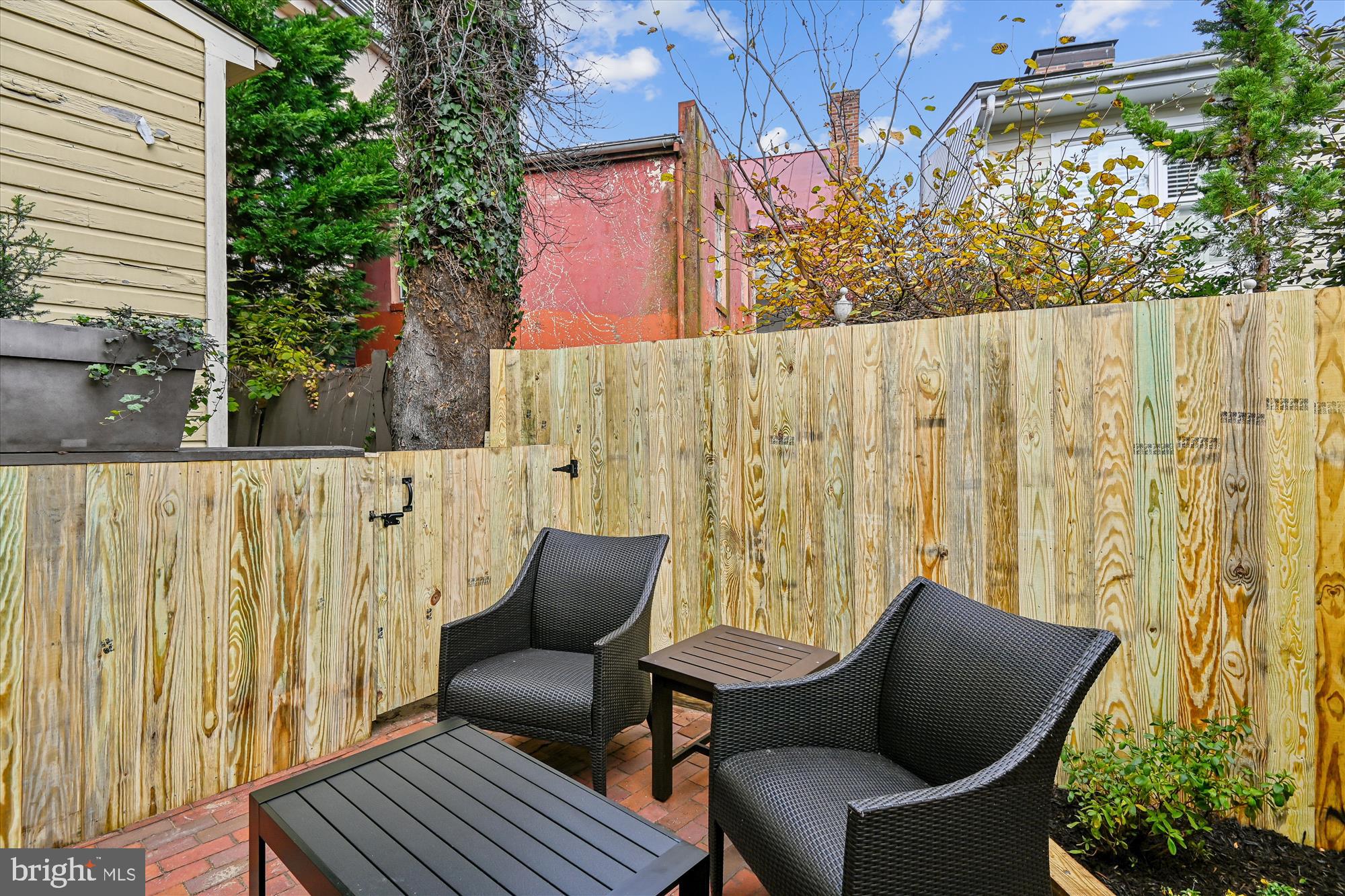 HISTORIC DISTRICT - Residential