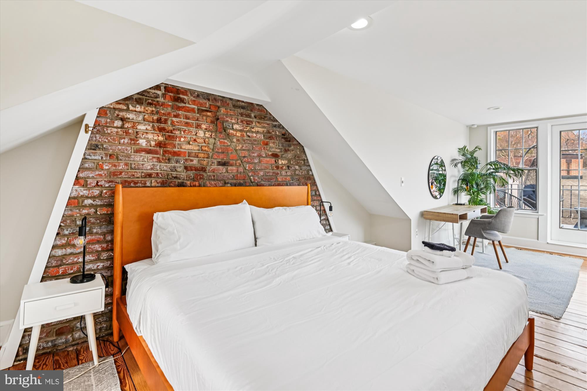 HISTORIC DISTRICT - Residential