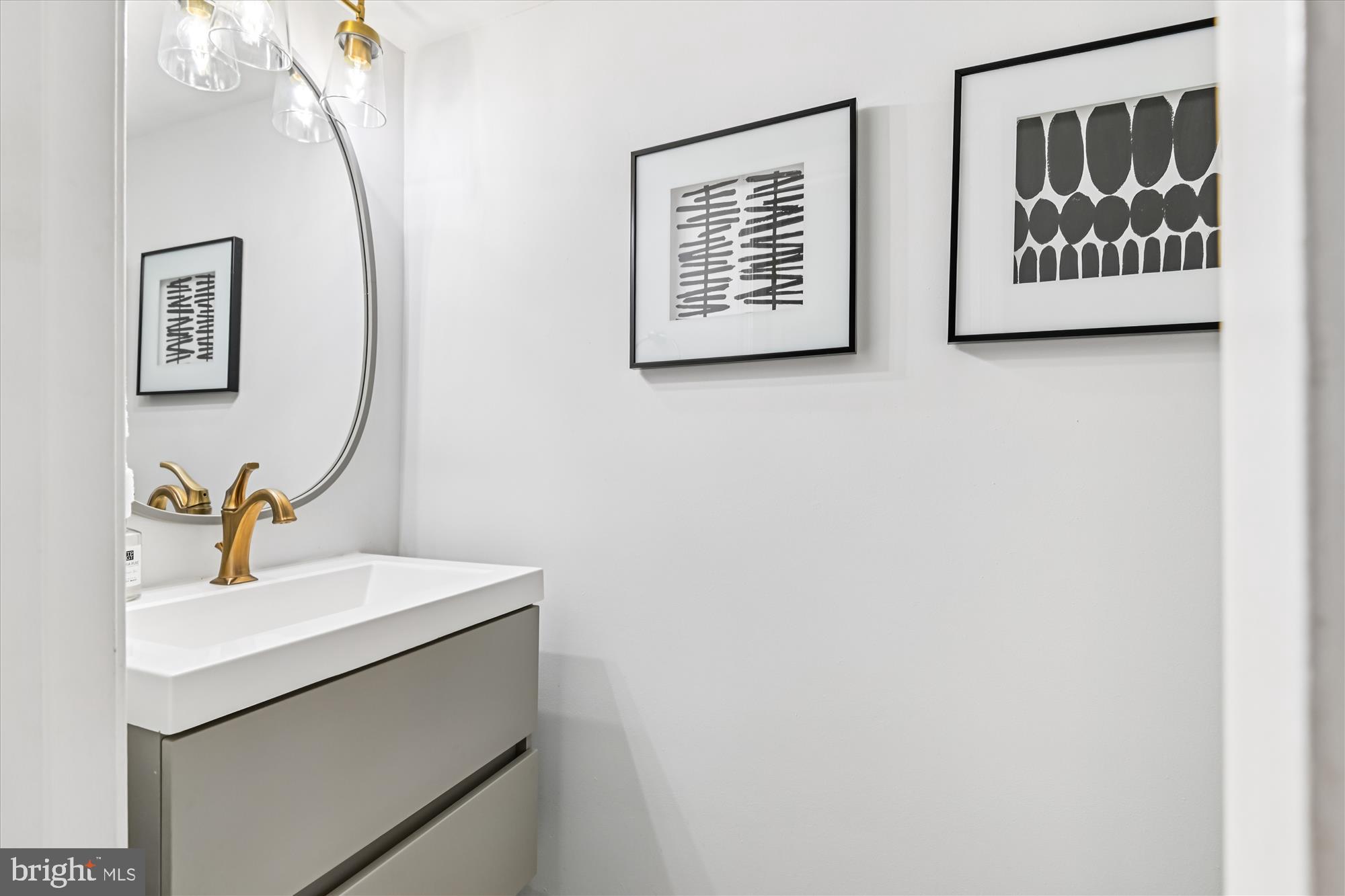 HISTORIC DISTRICT - Residential