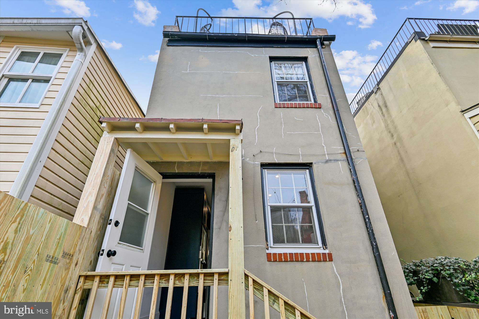 HISTORIC DISTRICT - Residential