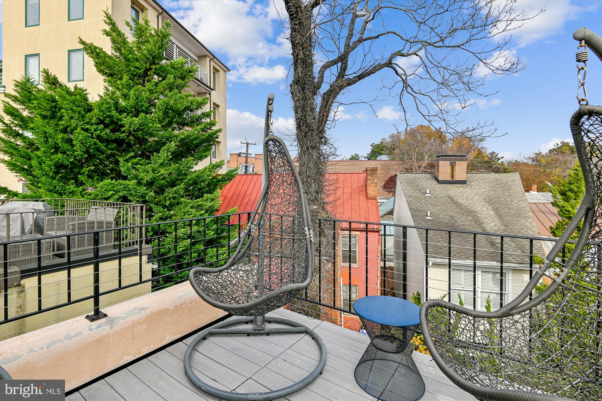 HISTORIC DISTRICT - Residential