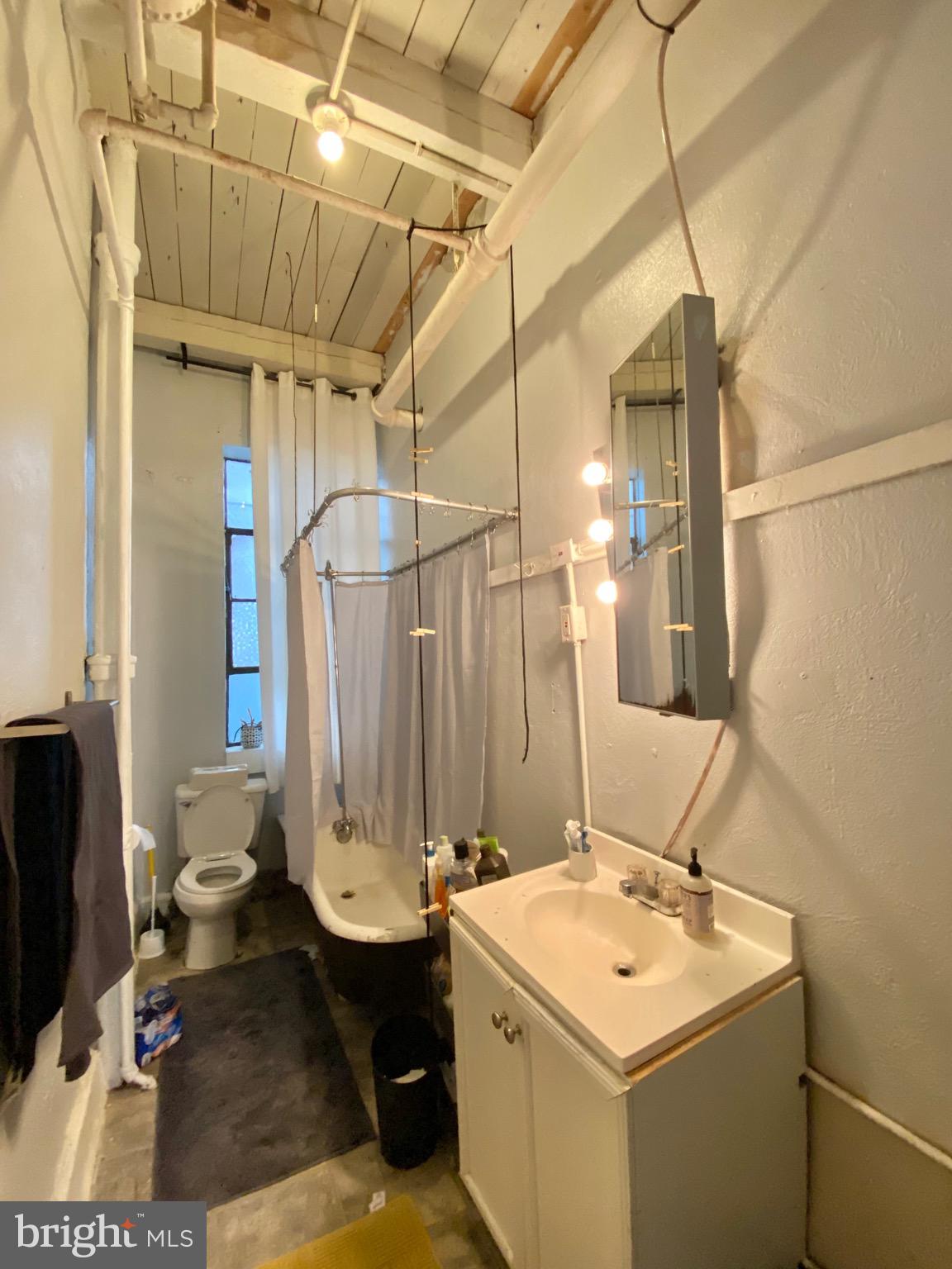 GERMANTOWN - Residential Lease