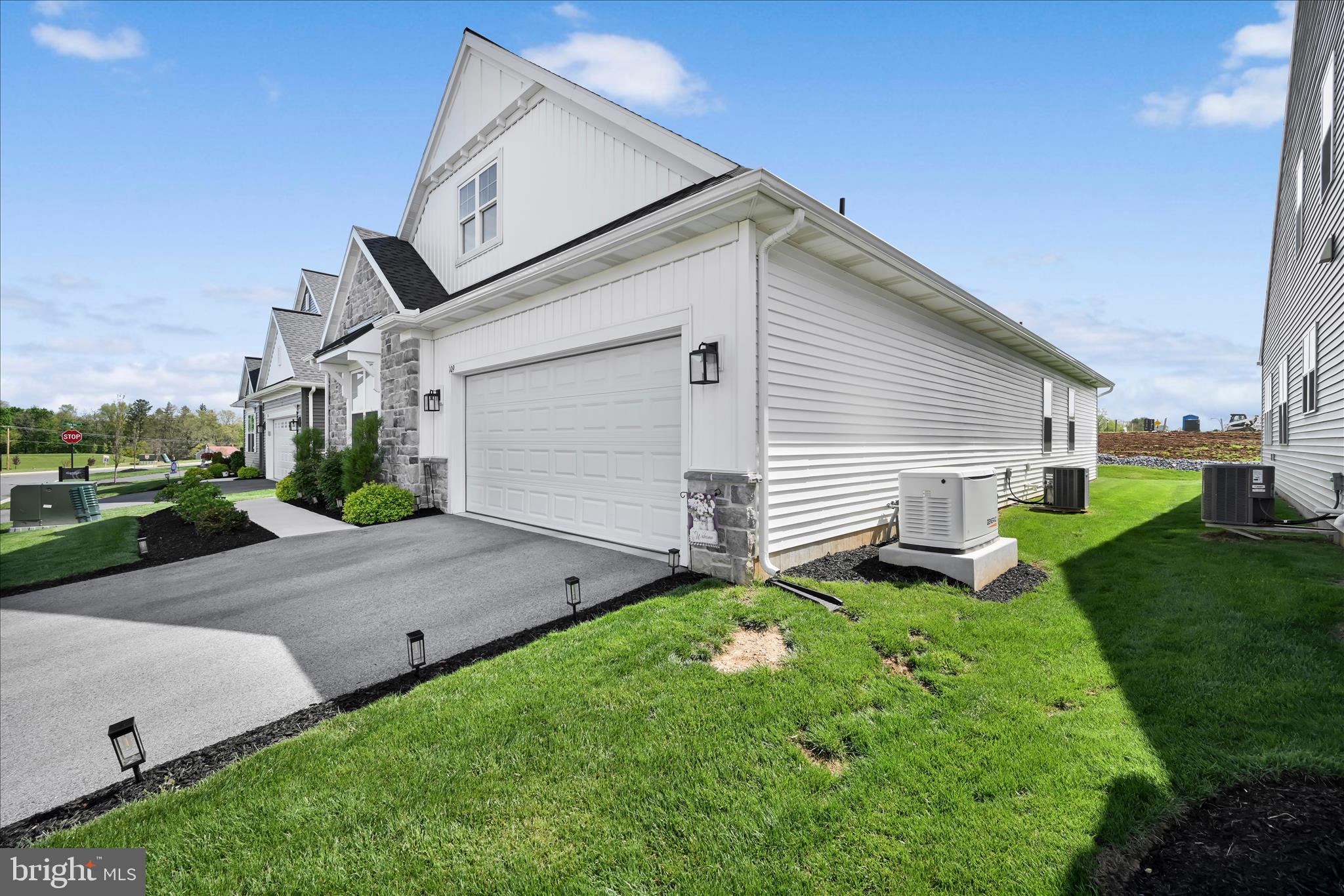 WYNFIELD AT ANNVILLE - Residential