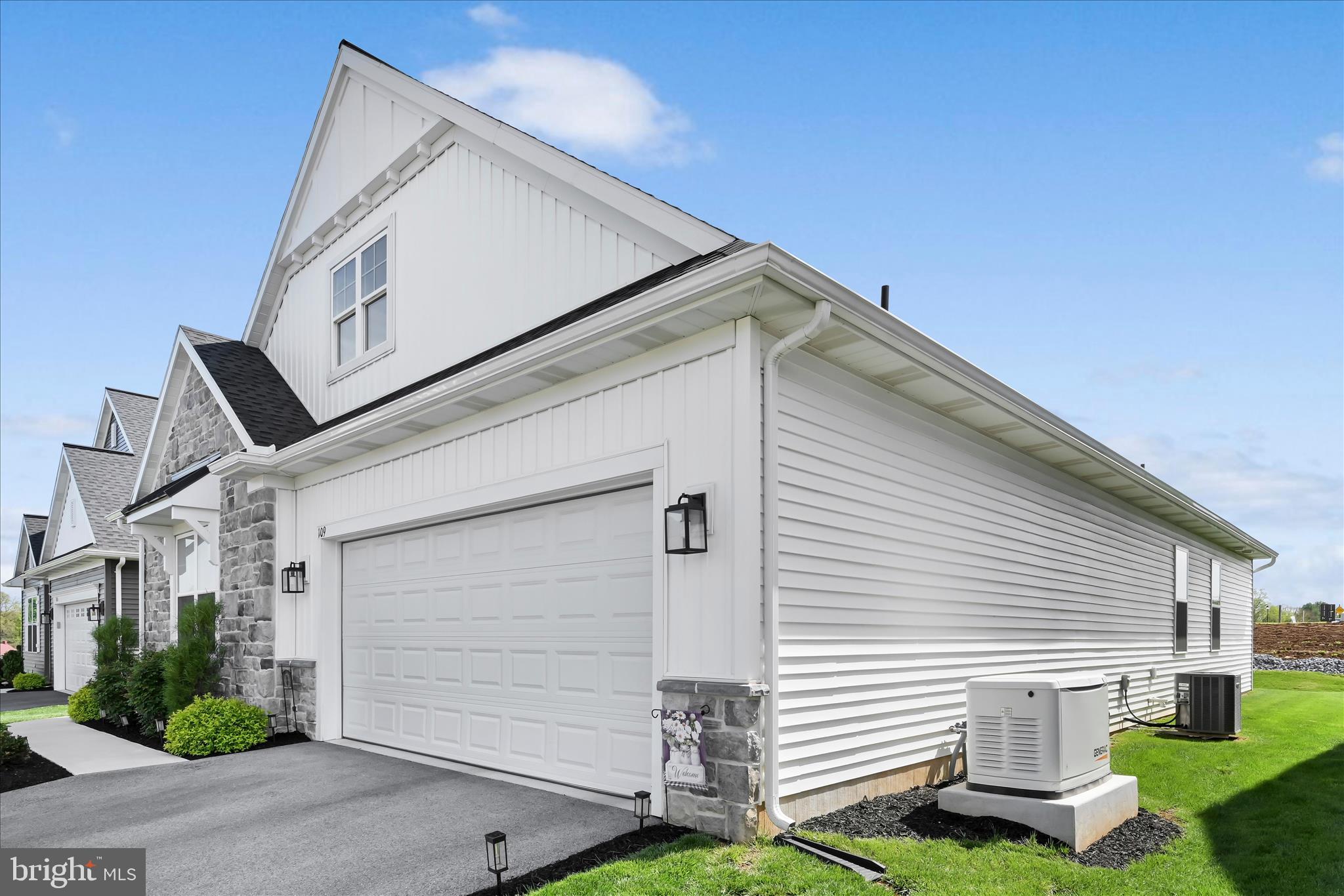 WYNFIELD AT ANNVILLE - Residential