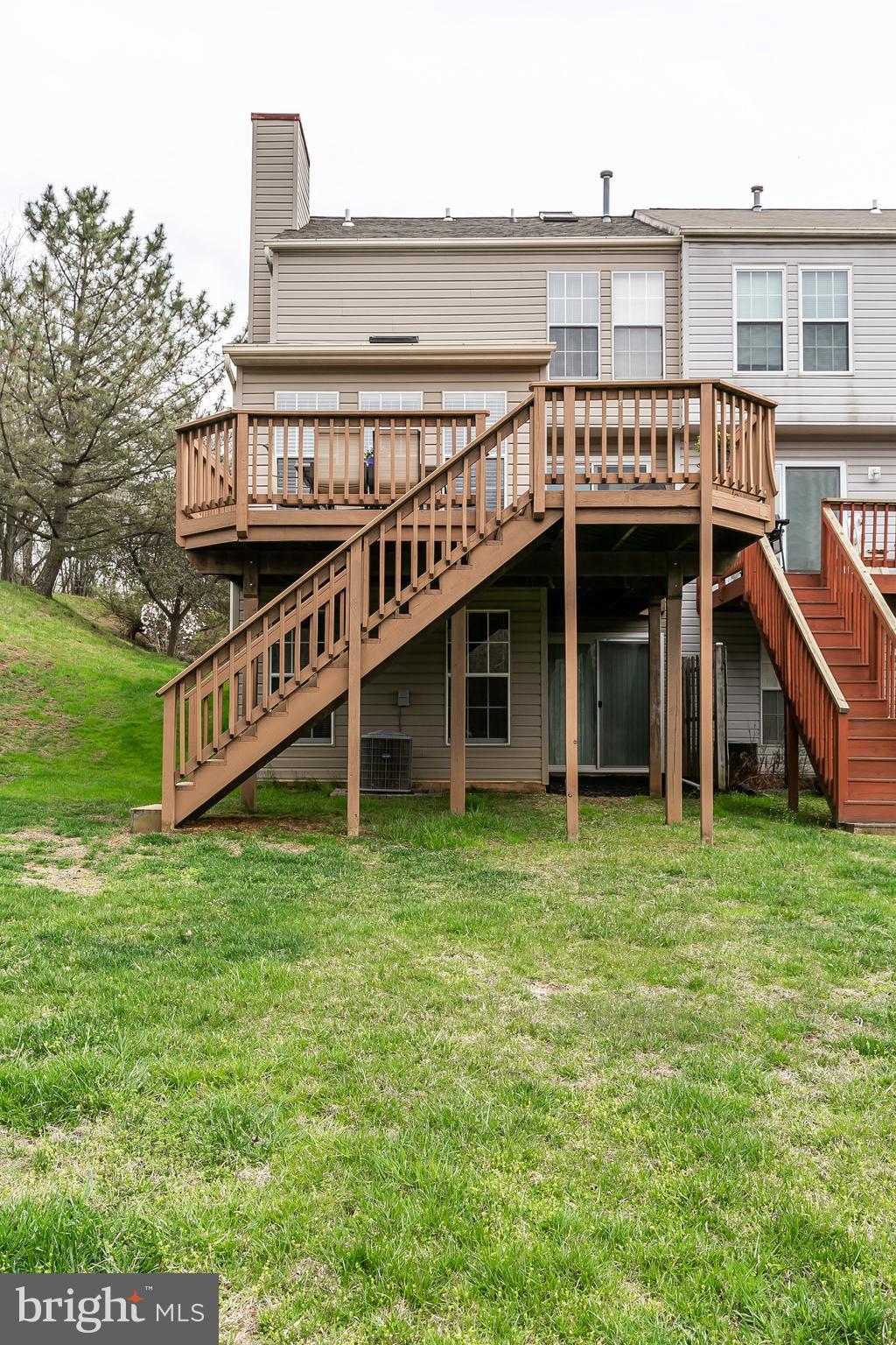 CONSTANT FRIENDSHIP - Residential