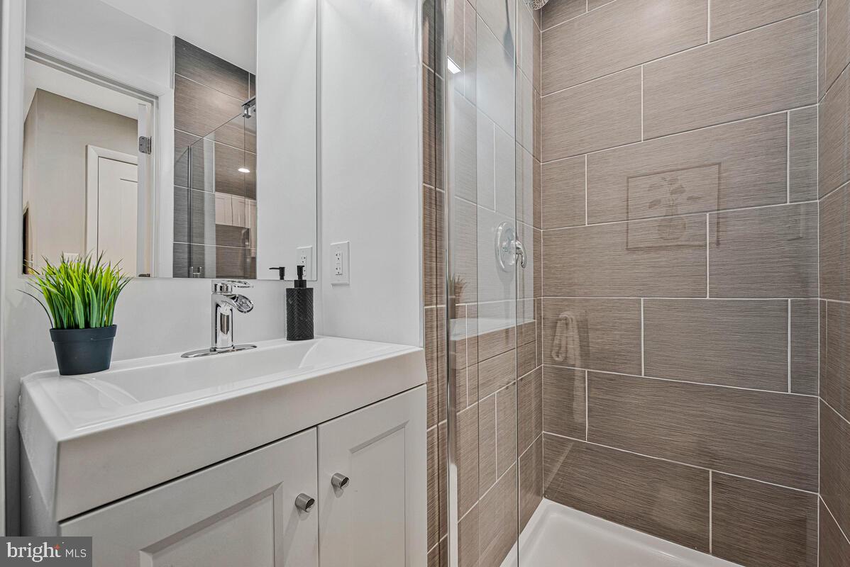 BURLEITH - Residential