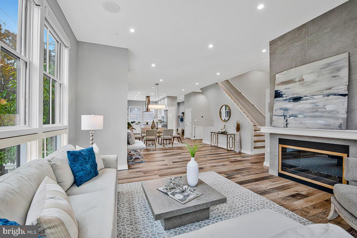 BURLEITH - Residential