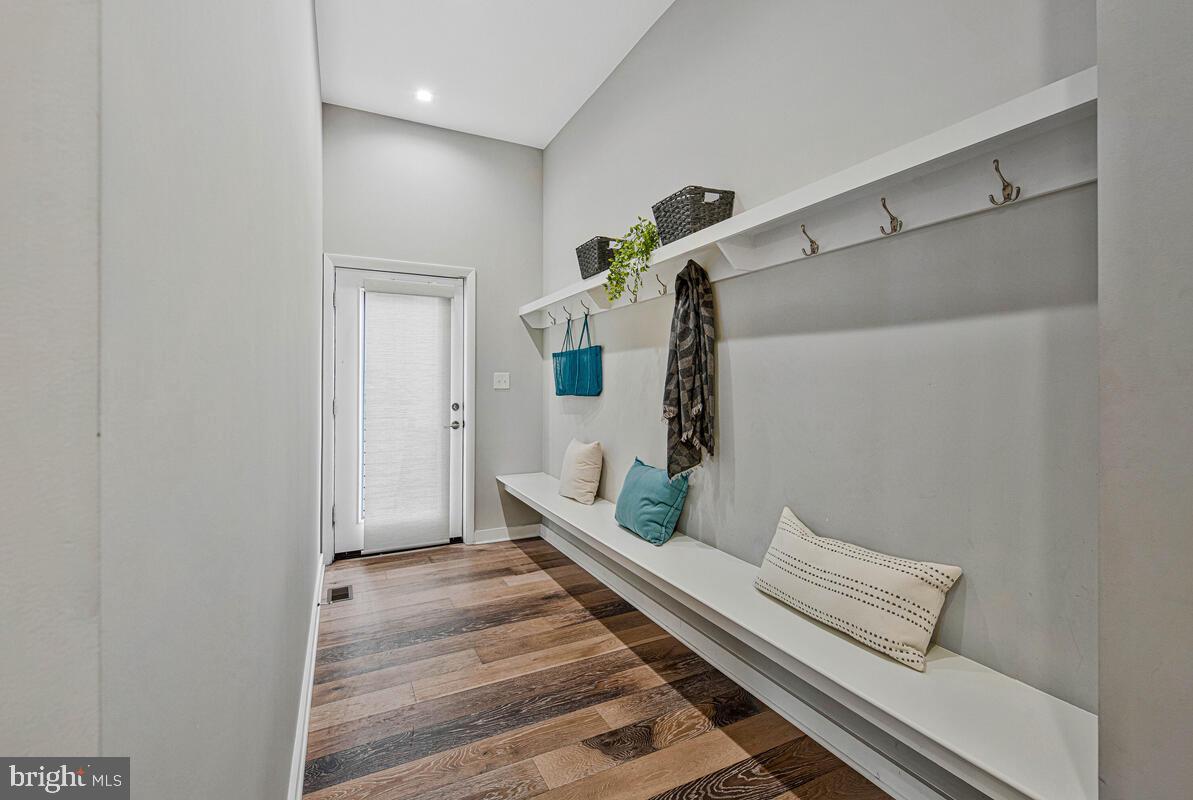 BURLEITH - Residential