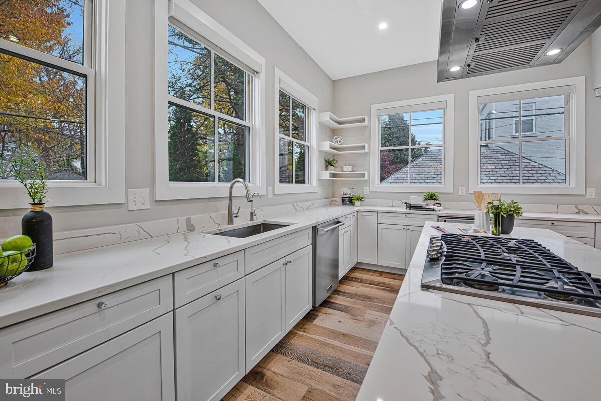 BURLEITH - Residential