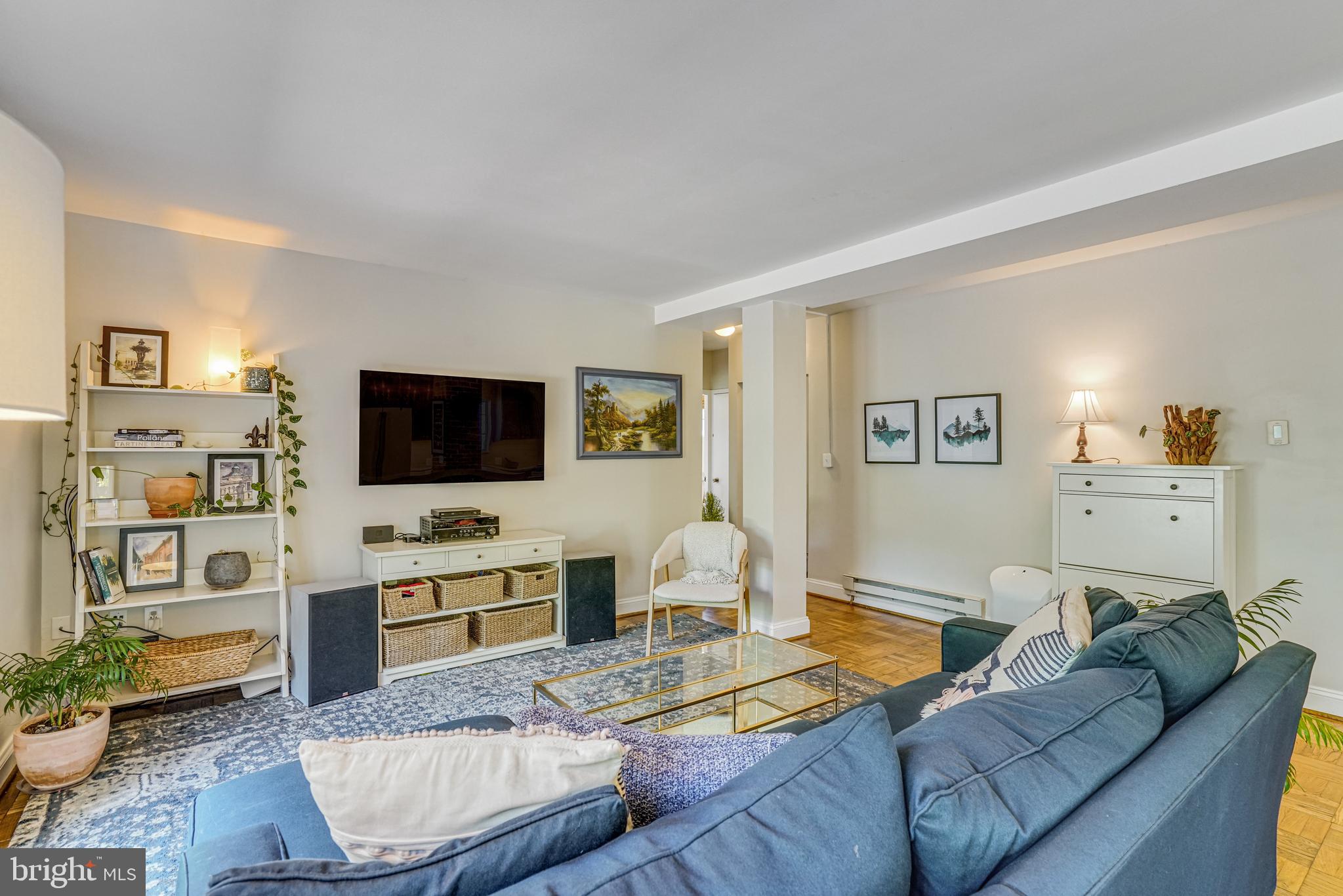 1653 MOUNT EAGLE PLACE