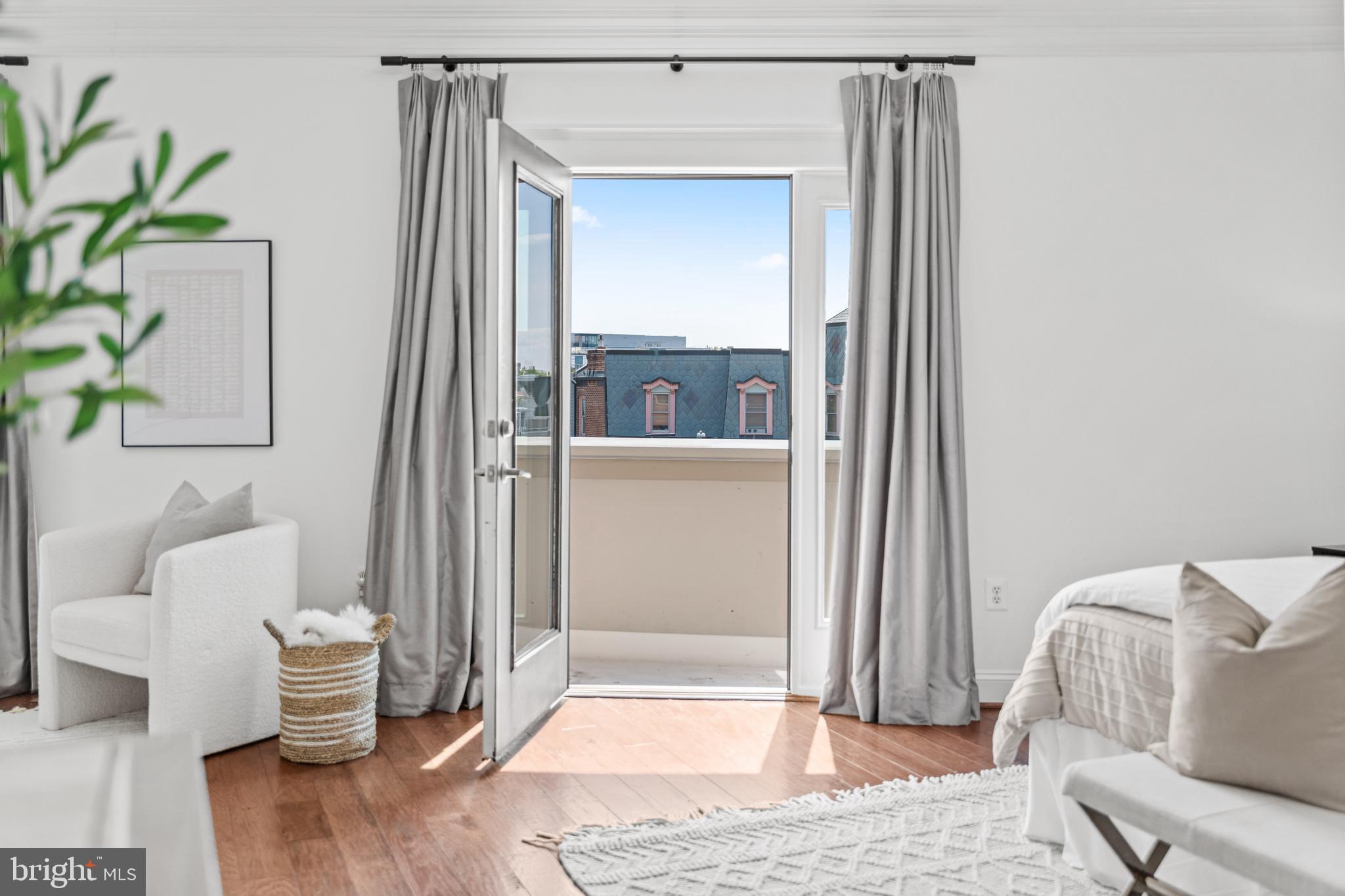 OLD CITY #2 - Residential