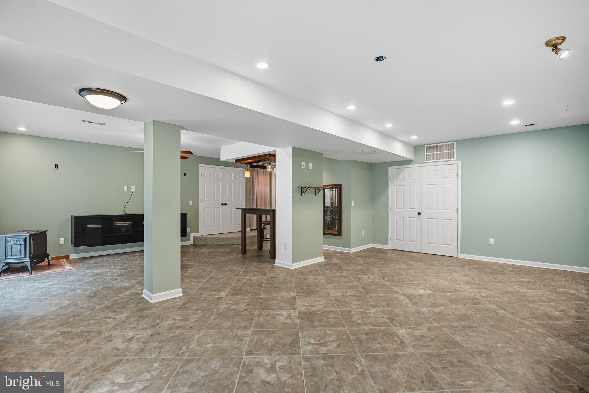 WILLOW BROOK ESTATES - Residential