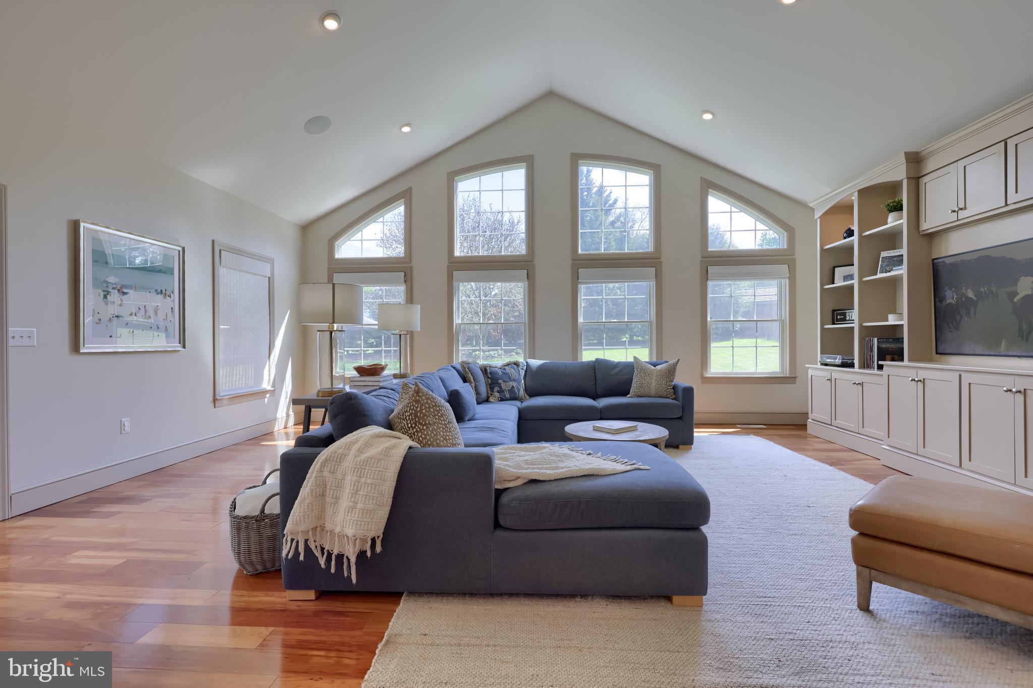 WATERFORD - Residential