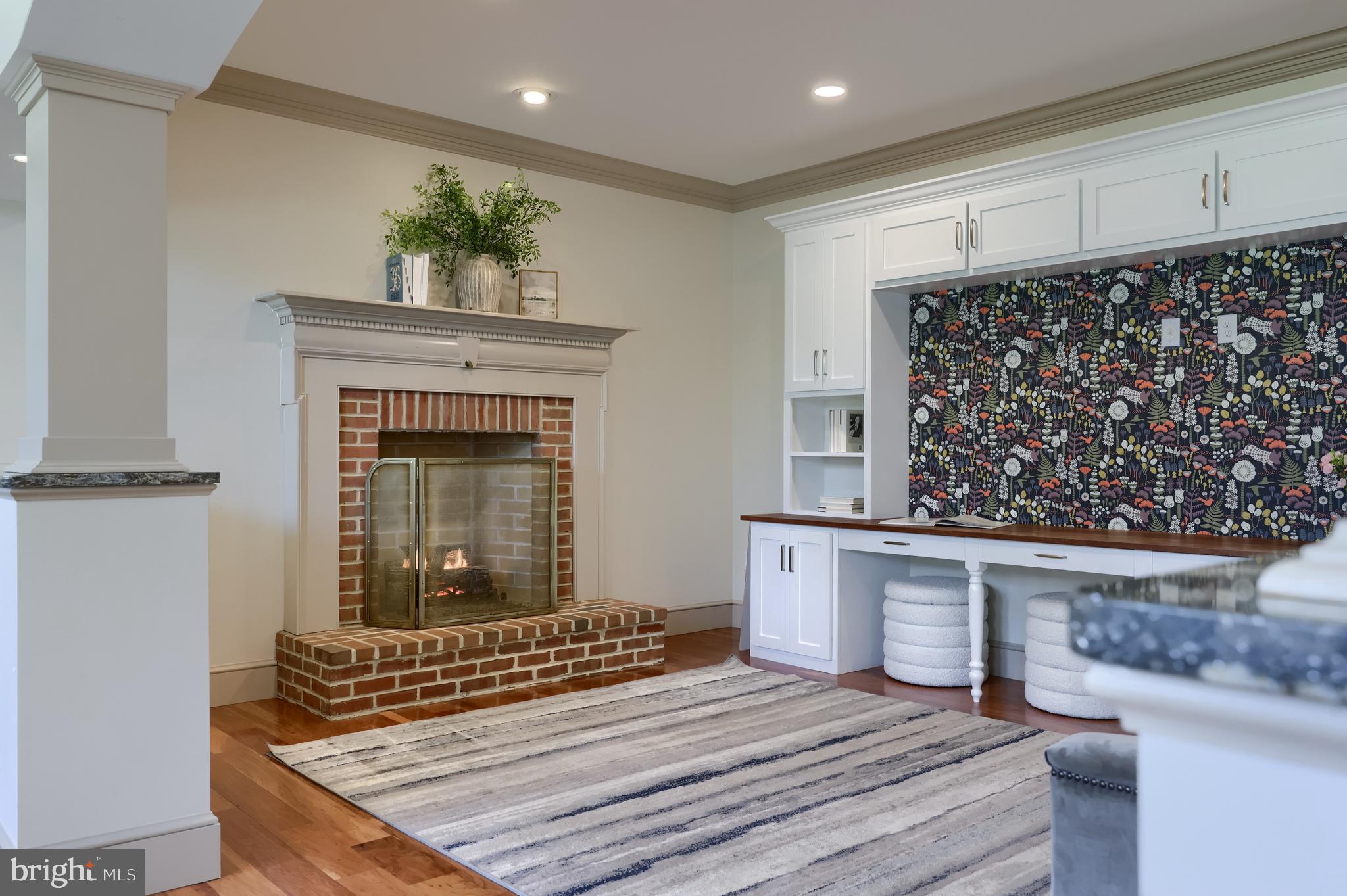2124 QUAIL DRIVE