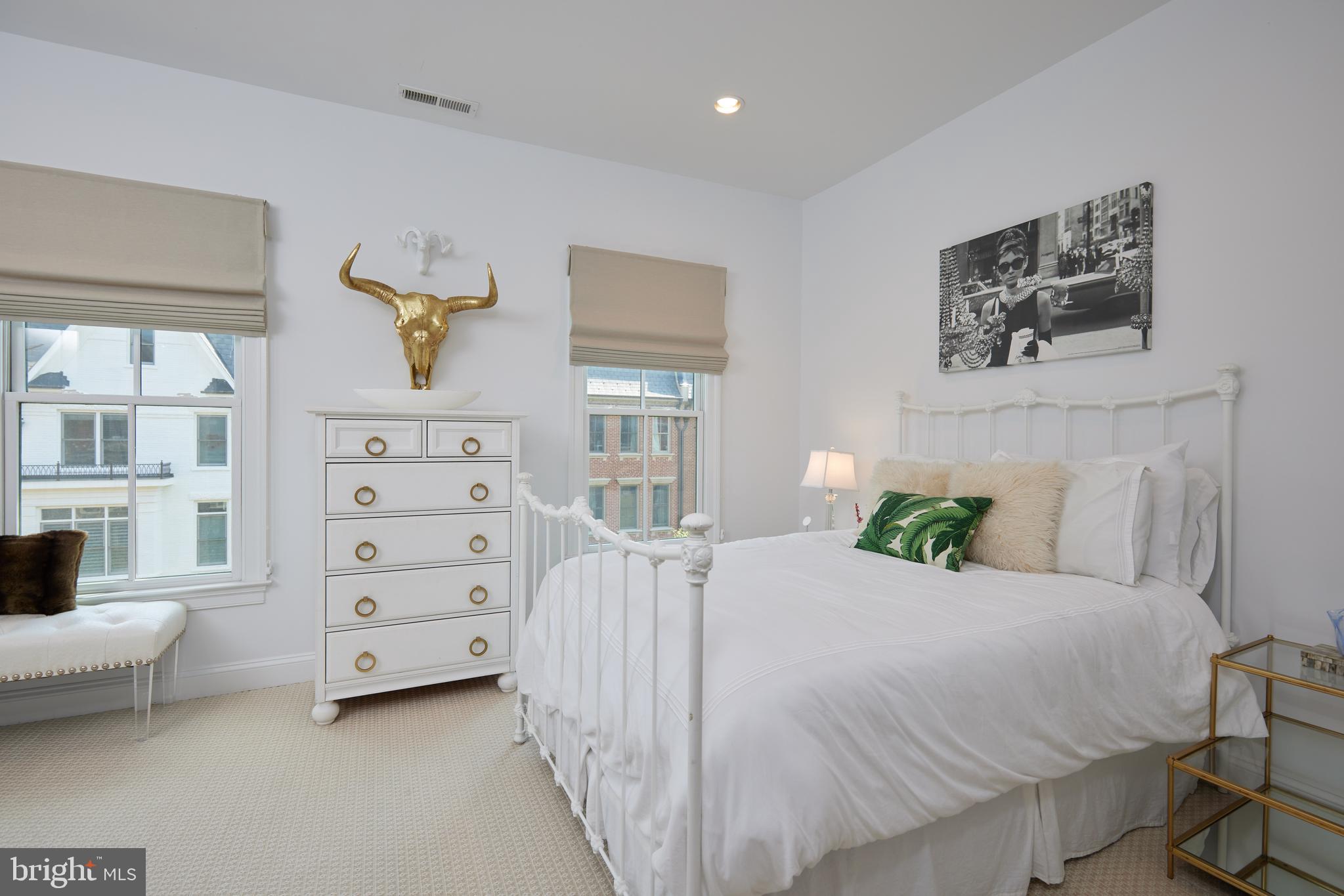 SYMPHONY PARK - Residential