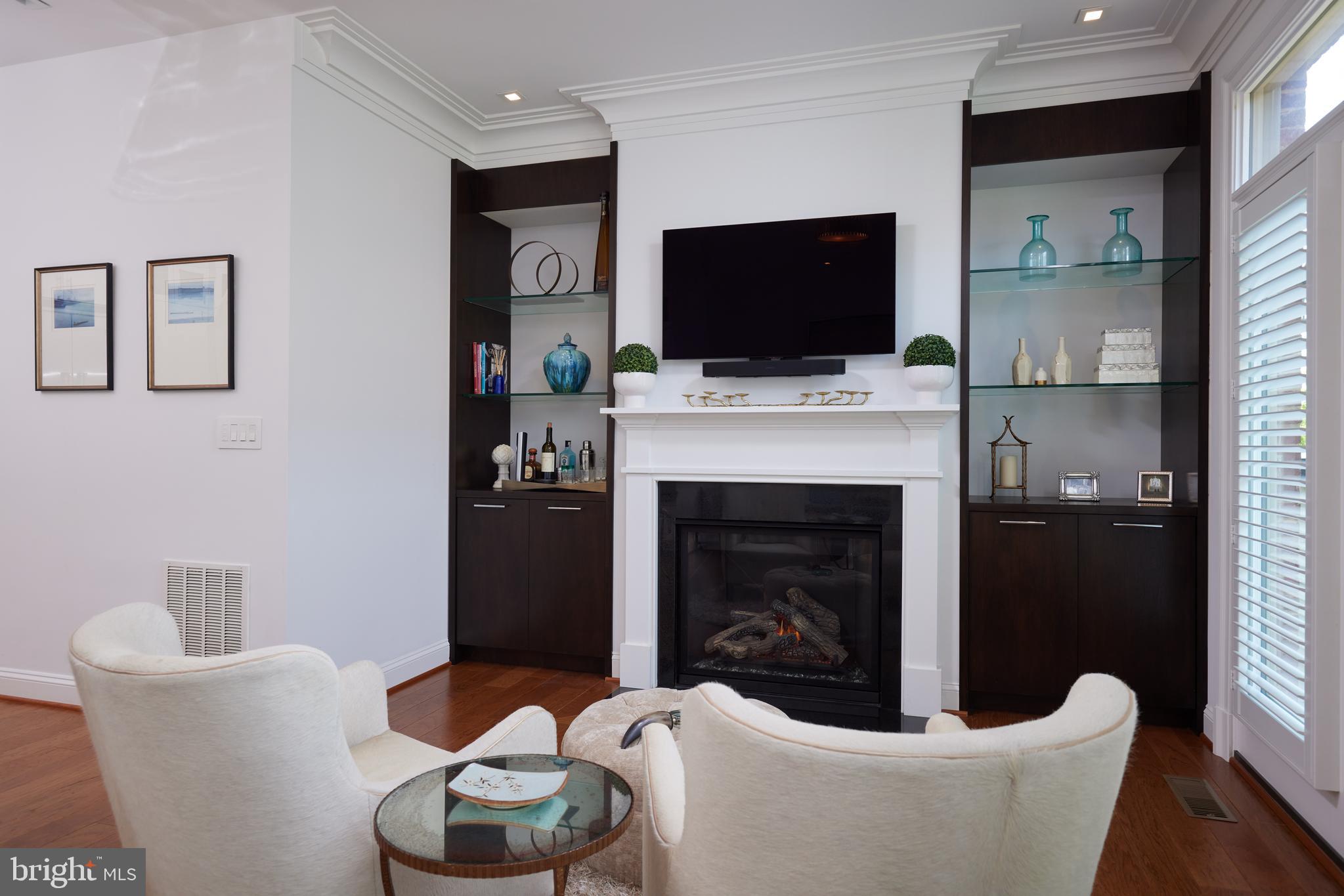 SYMPHONY PARK - Residential