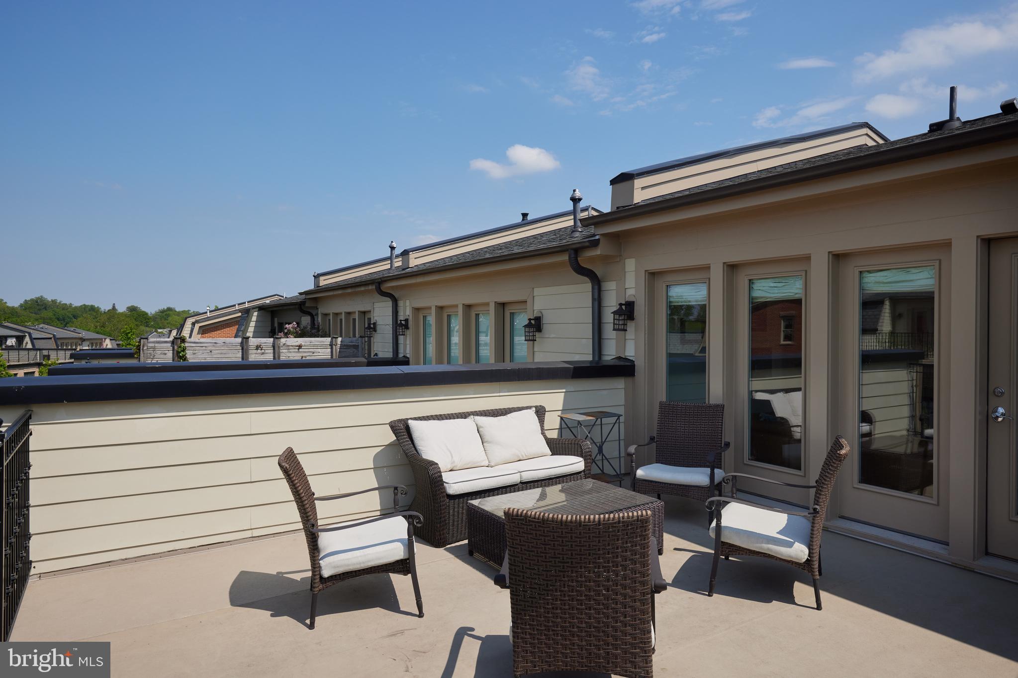 SYMPHONY PARK - Residential