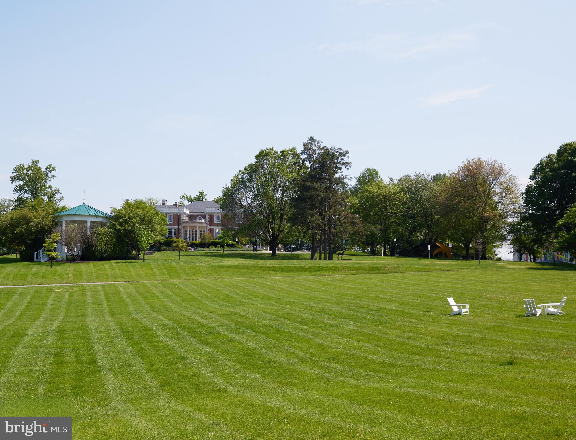 SYMPHONY PARK - Residential