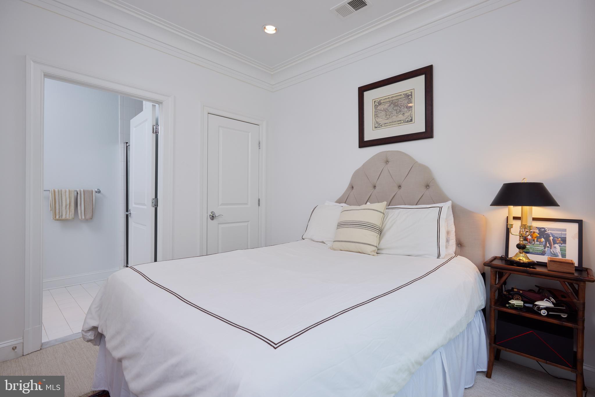 SYMPHONY PARK - Residential