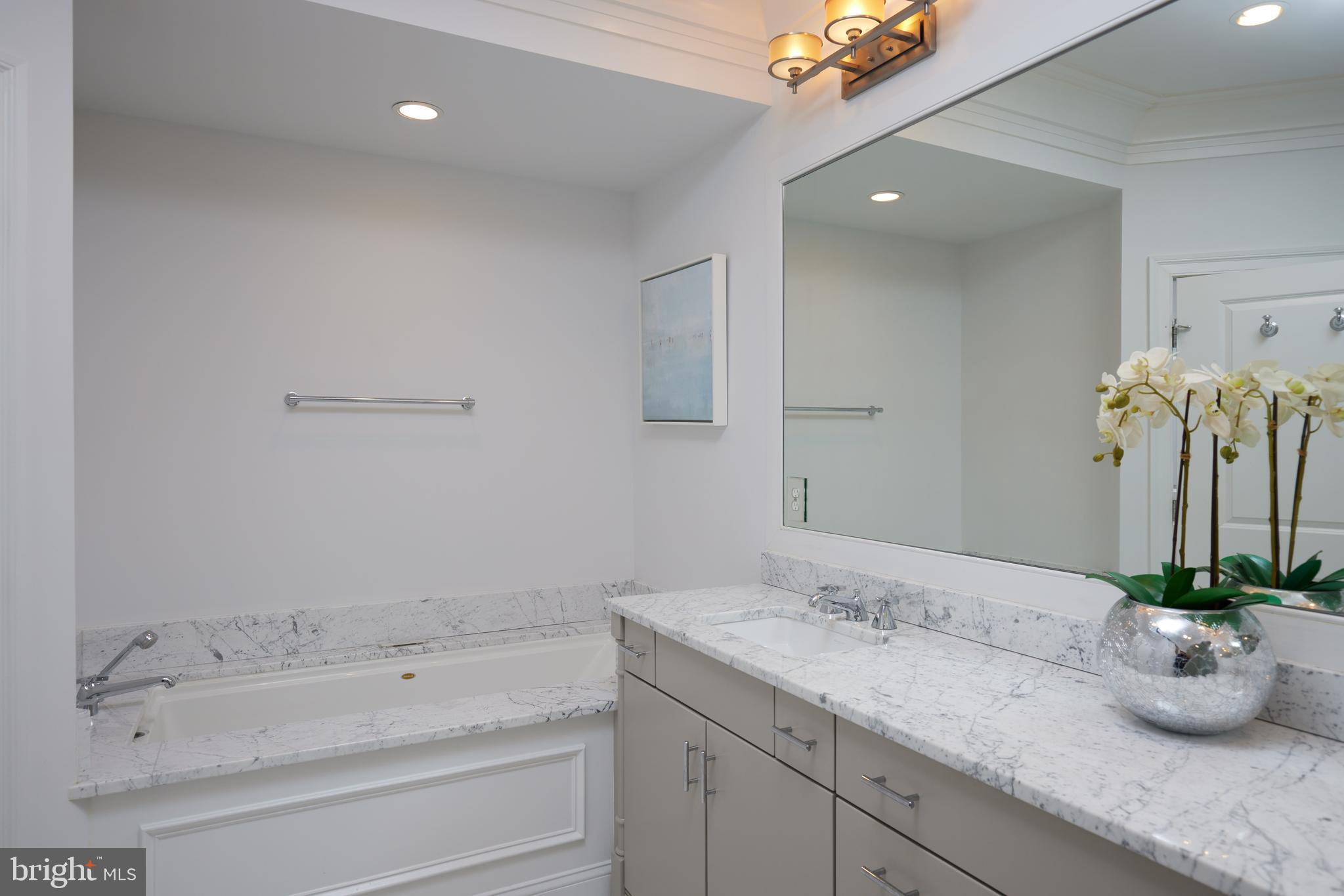 SYMPHONY PARK - Residential