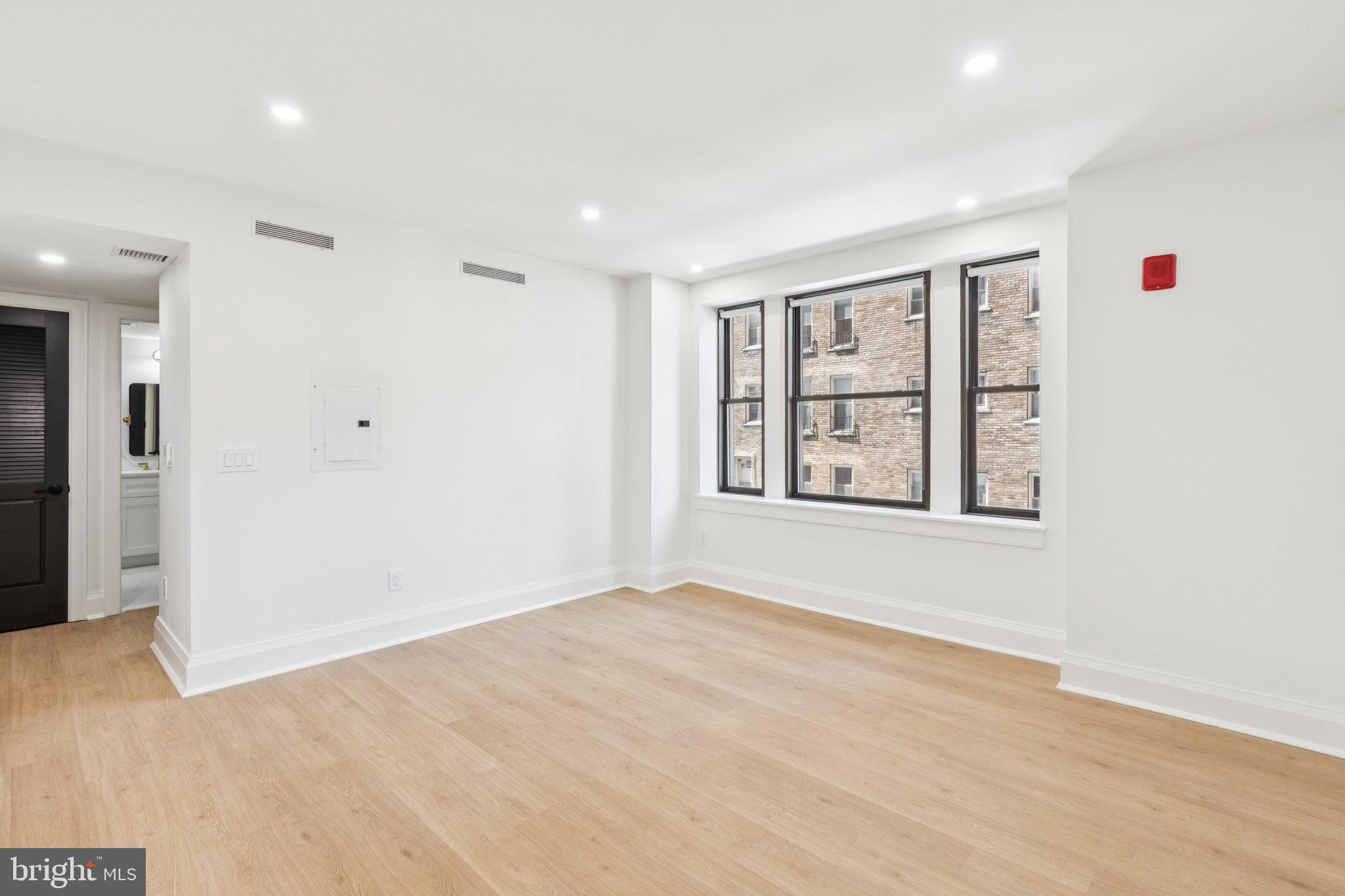 RITTENHOUSE SQUARE - Residential Lease
