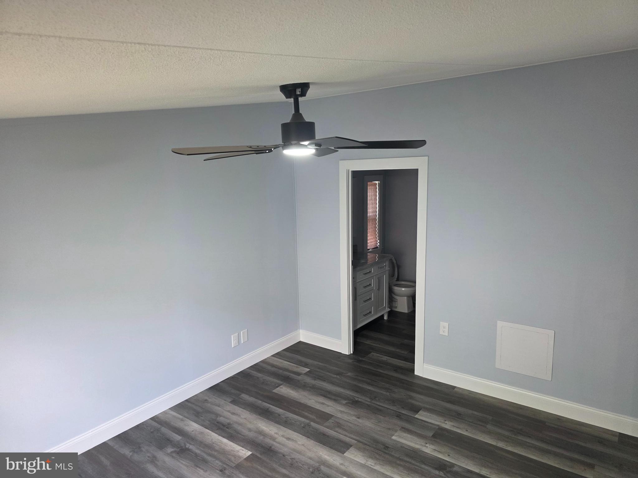 HARFORD VILLAGE - Residential
