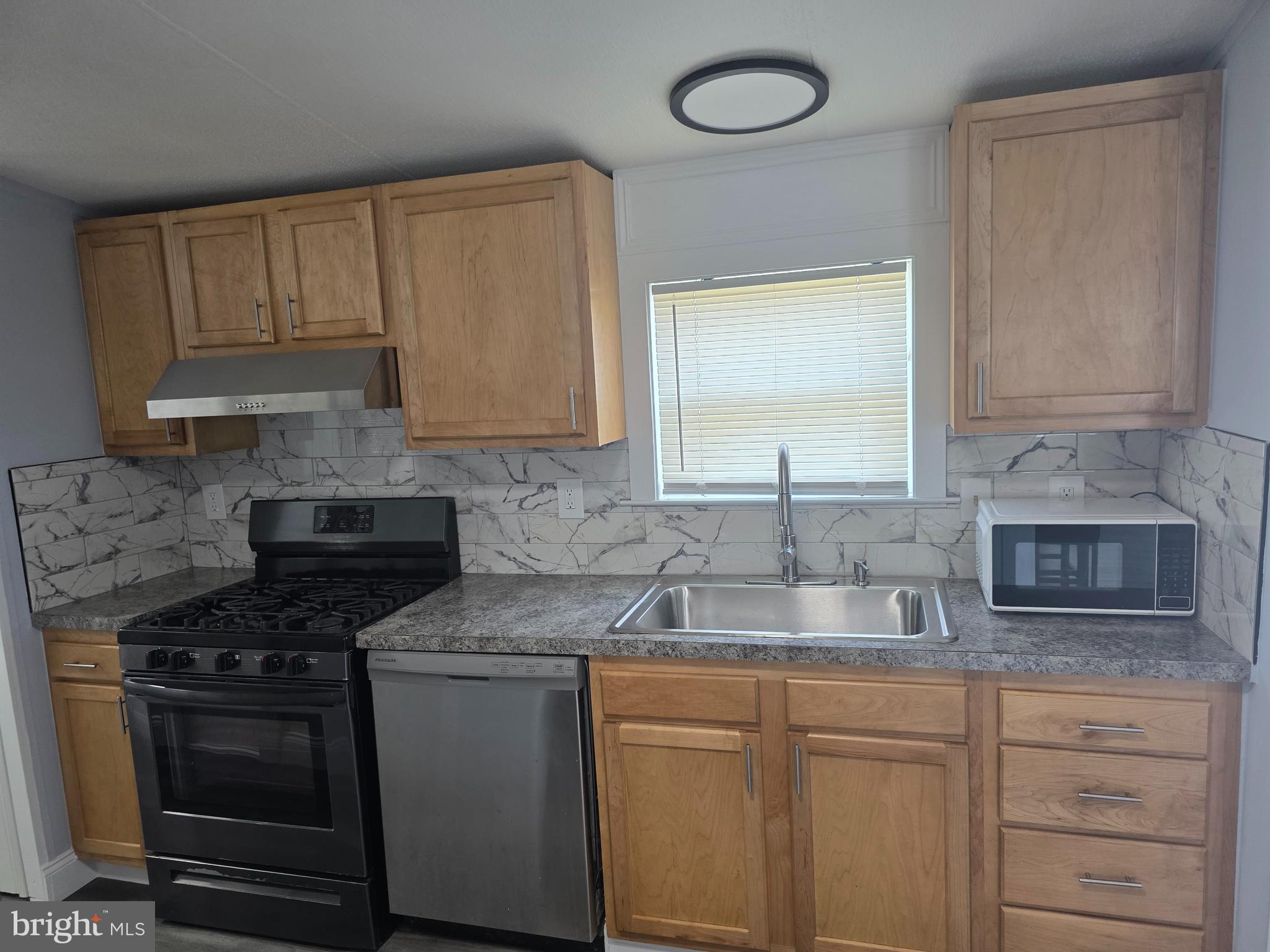 HARFORD VILLAGE - Residential