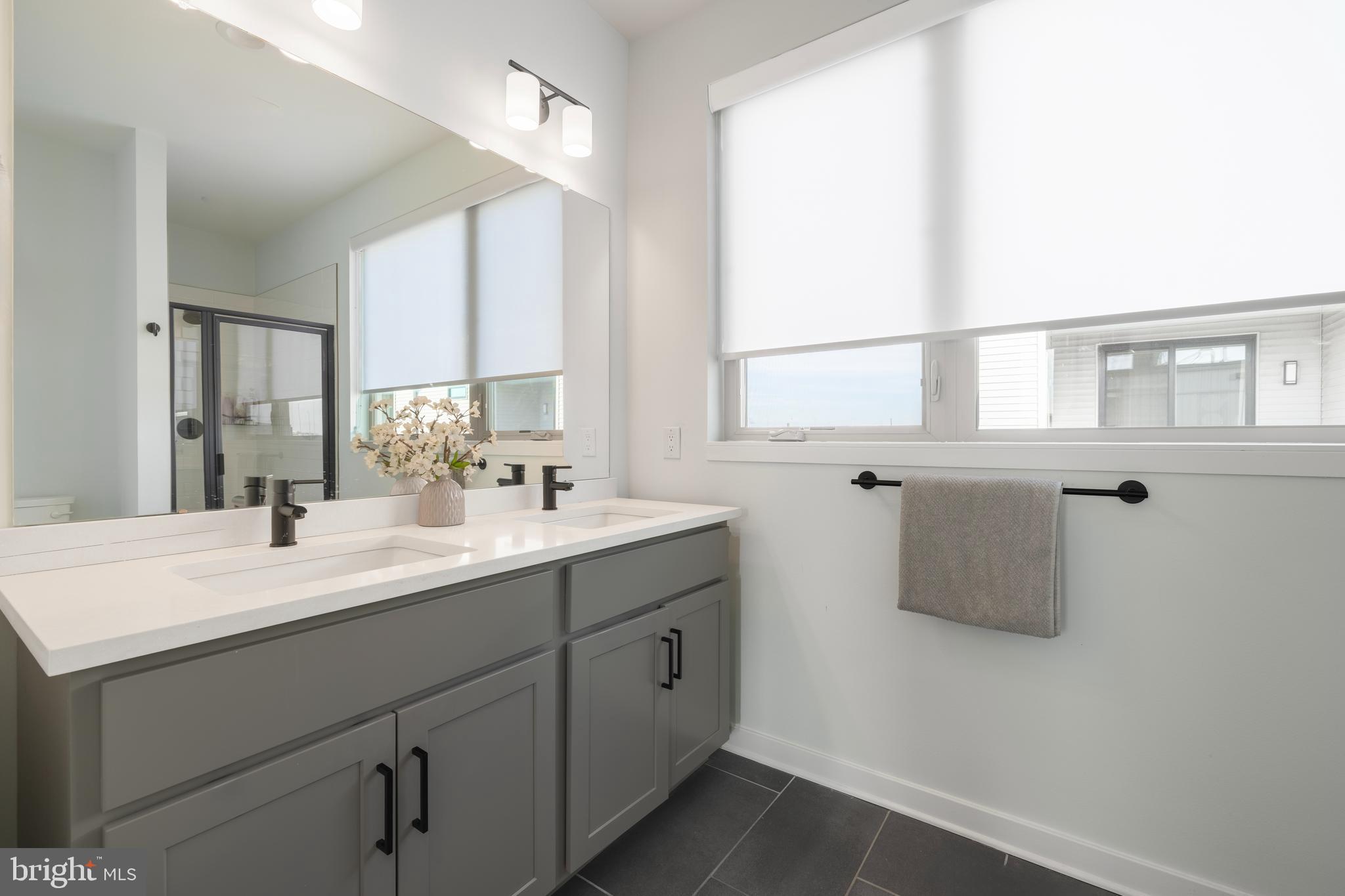 NORTHBANK - Residential