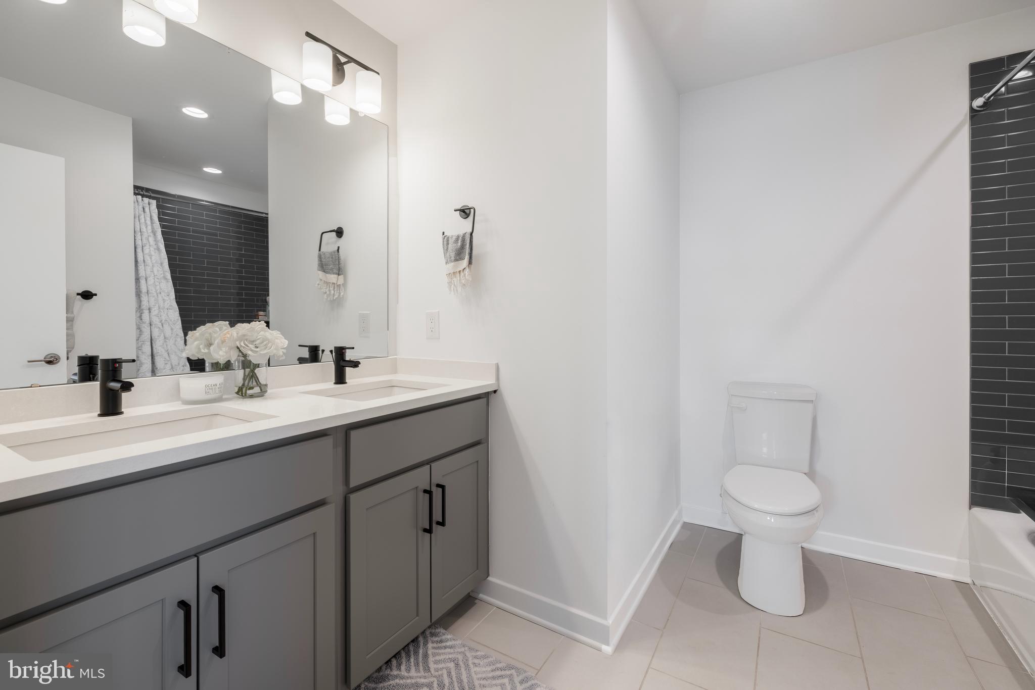 NORTHBANK - Residential