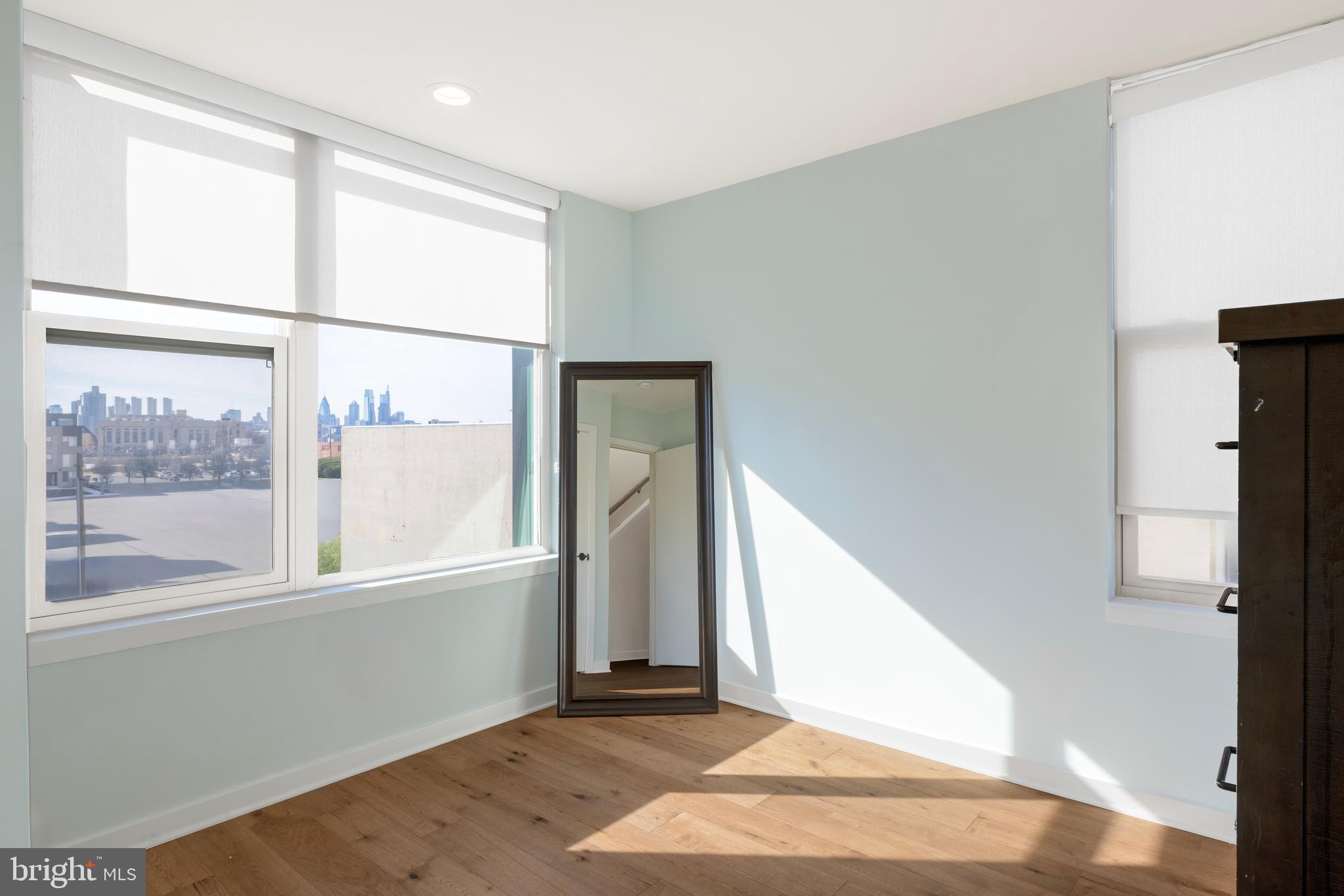 NORTHBANK - Residential