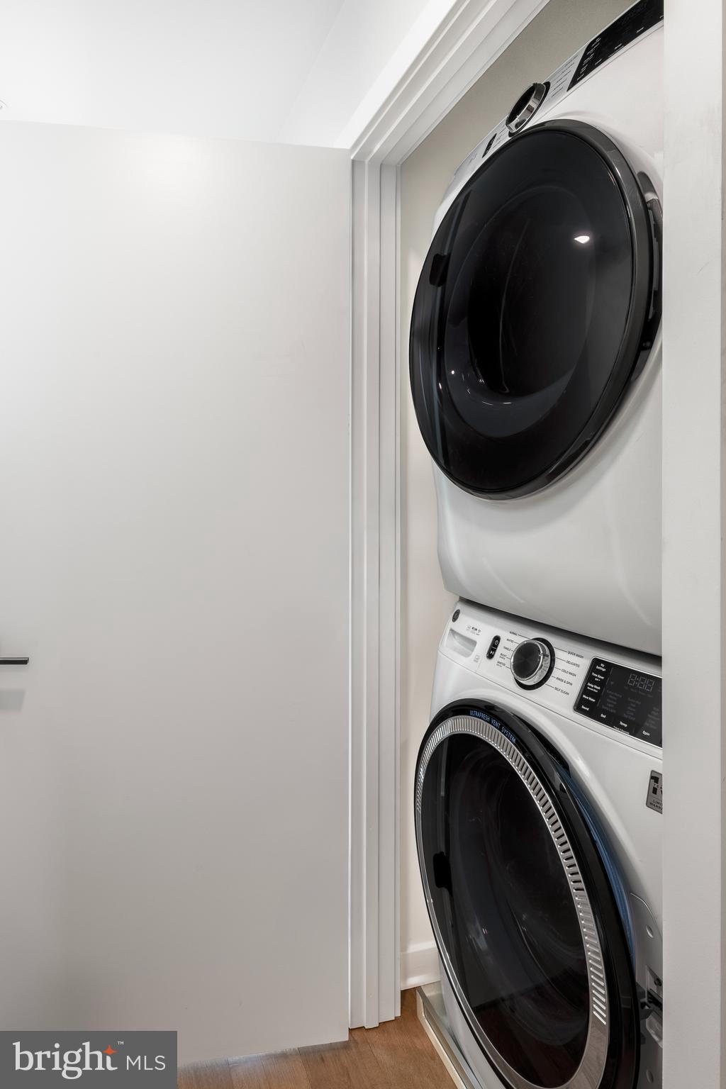 NORTHBANK - Residential