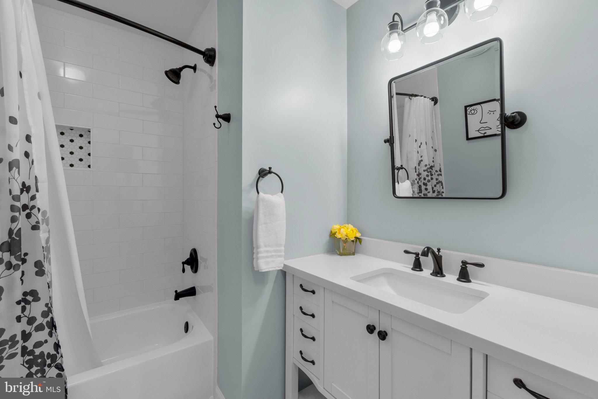 FIELDS OF NOTTINGHAM - Residential