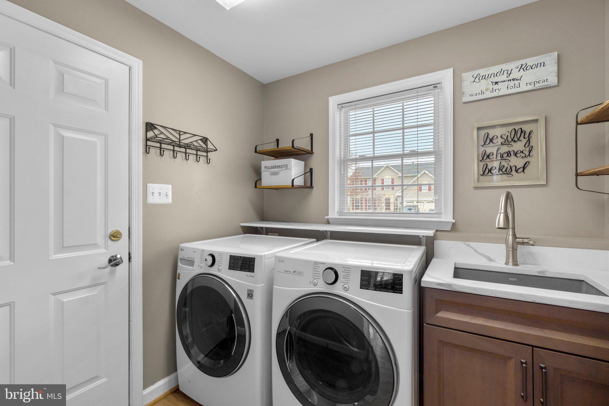 FIELDS OF NOTTINGHAM - Residential