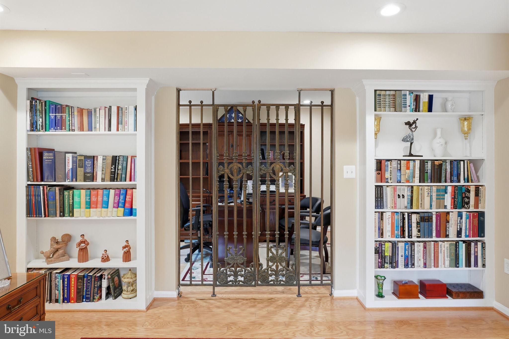 LAYHILL SOUTH - Residential