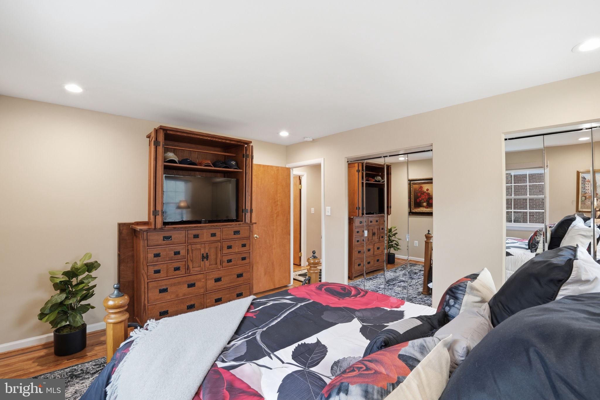 LAYHILL SOUTH - Residential