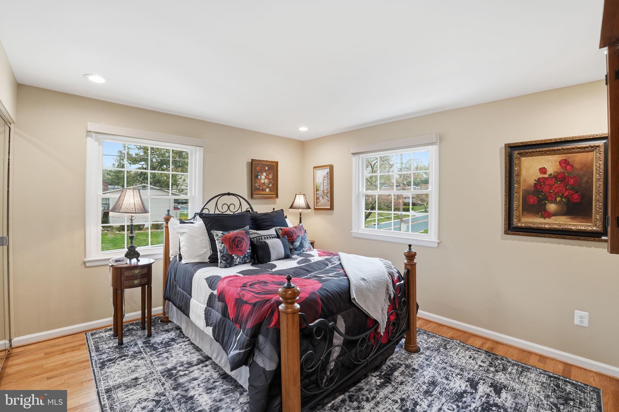 LAYHILL SOUTH - Residential