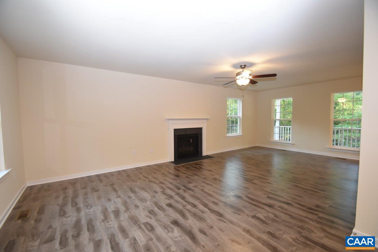 LAKE MONTICELLO - Residential