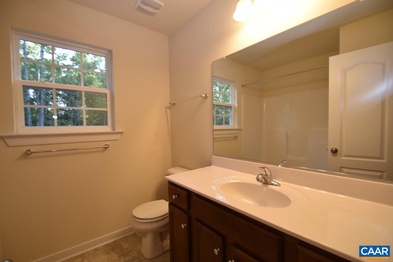 LAKE MONTICELLO - Residential