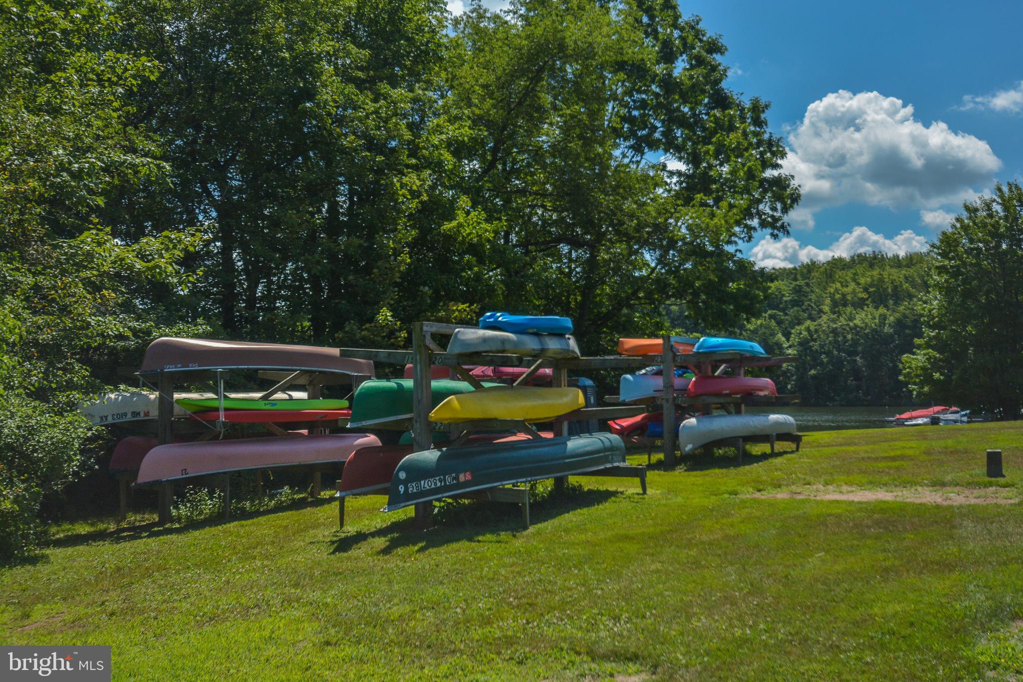 PARADISE POINT - Residential