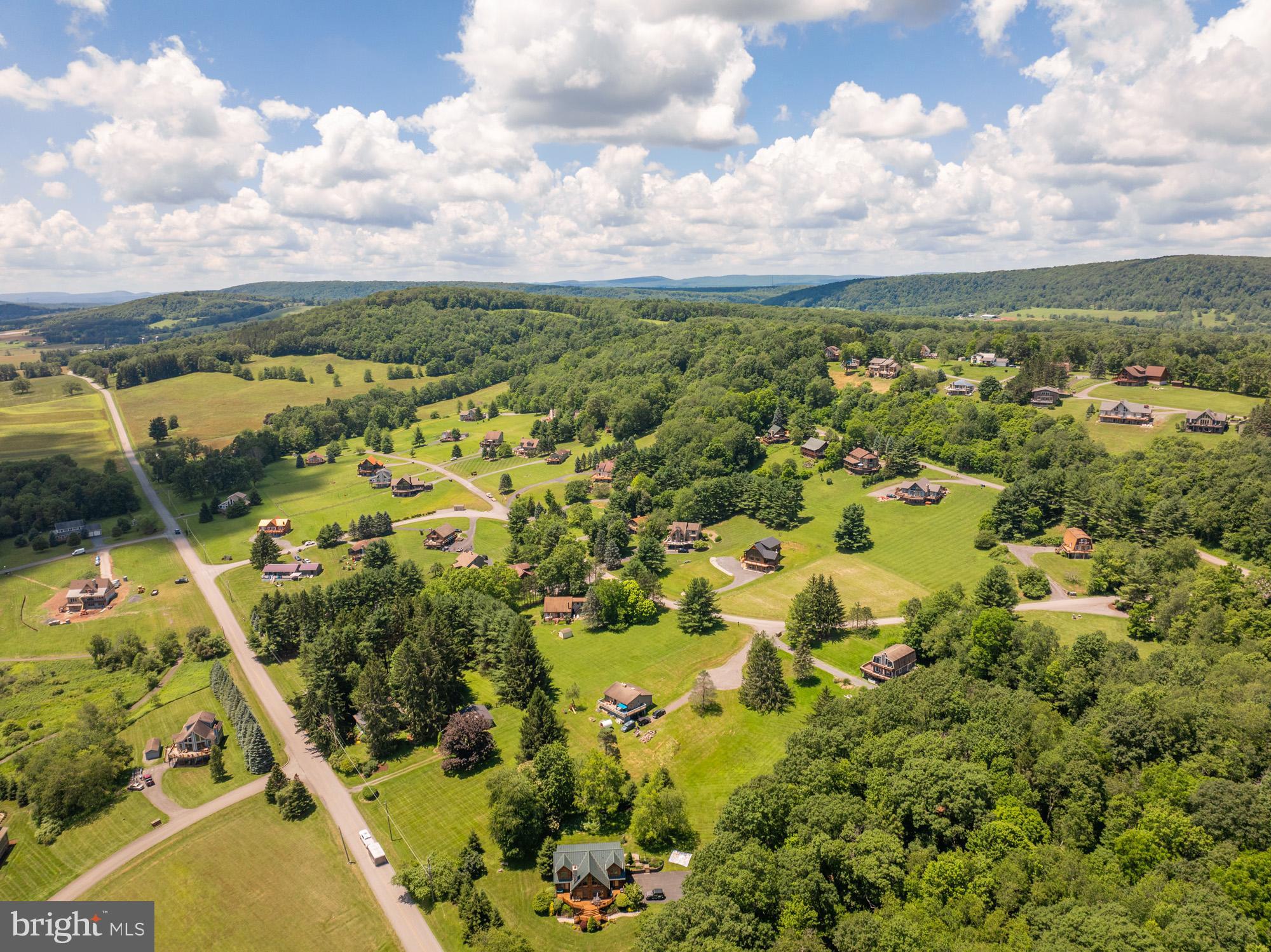 PARADISE POINT - Residential