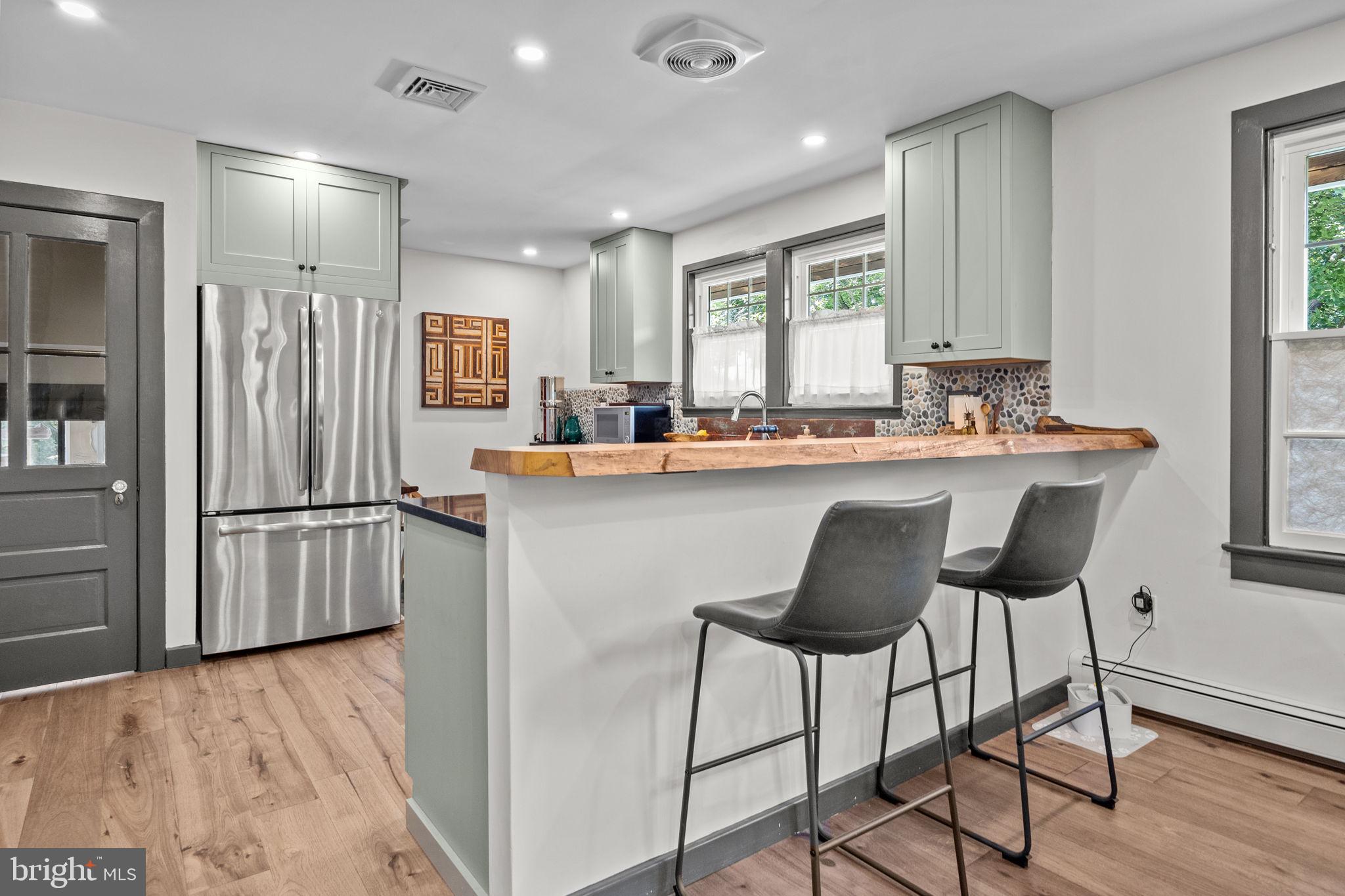 FEASTERVILLE FARMS - Residential