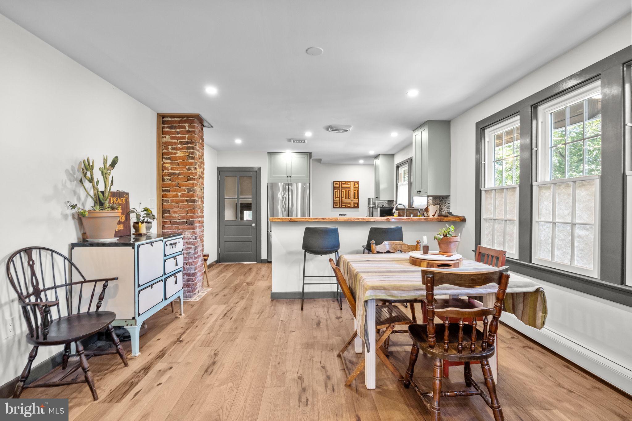 FEASTERVILLE FARMS - Residential