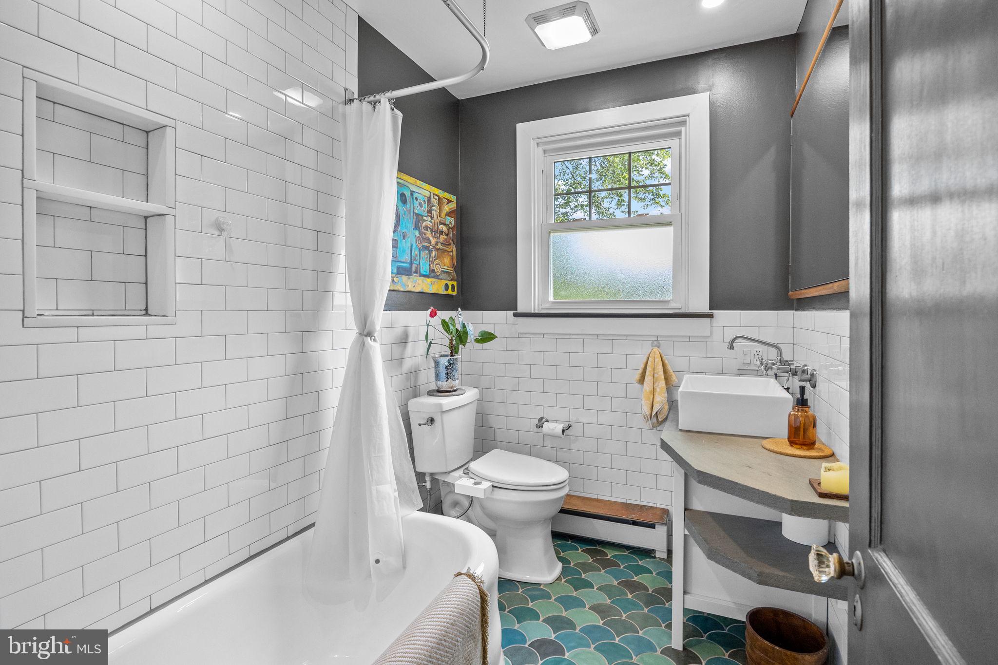 FEASTERVILLE FARMS - Residential