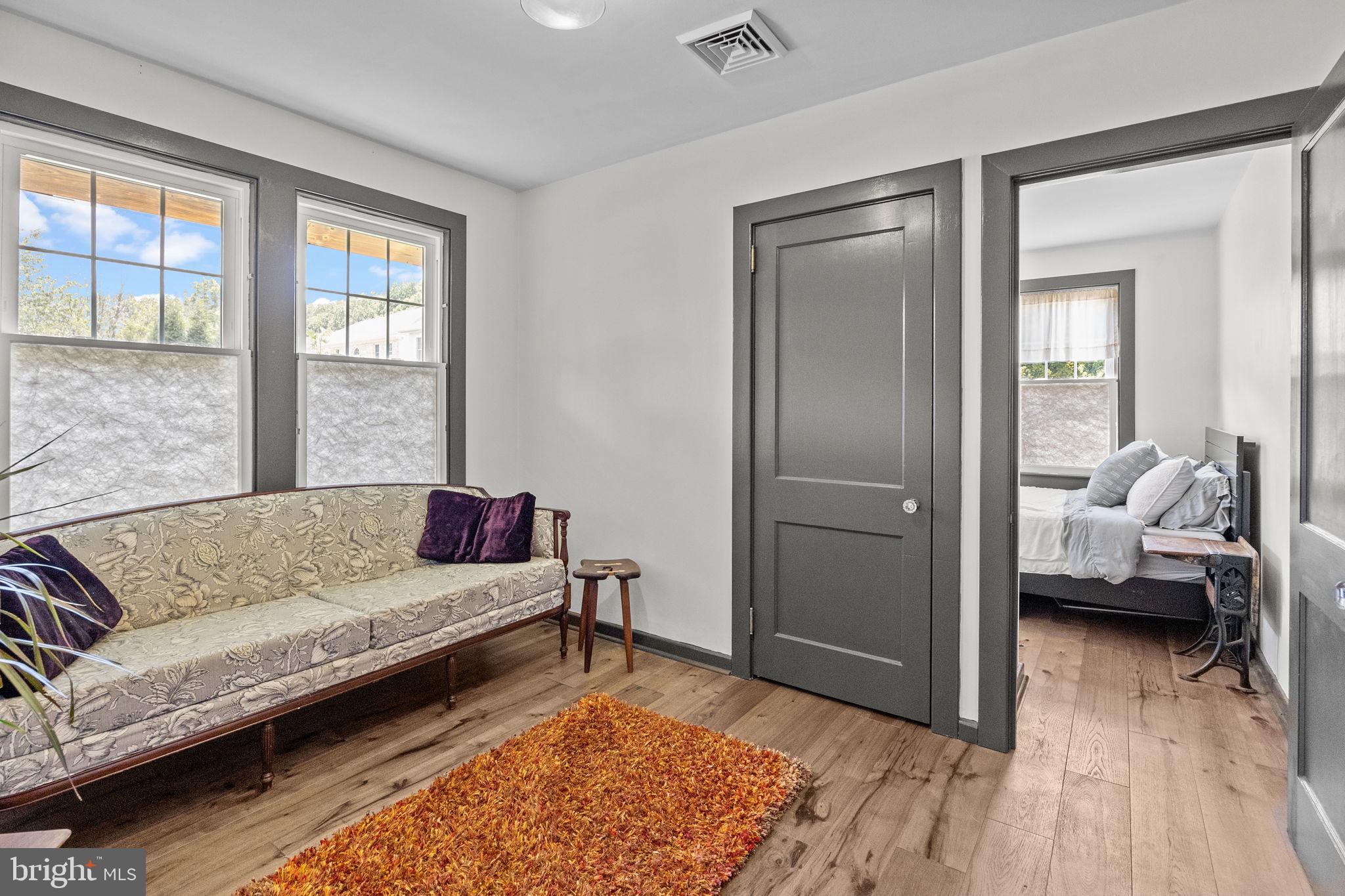 FEASTERVILLE FARMS - Residential