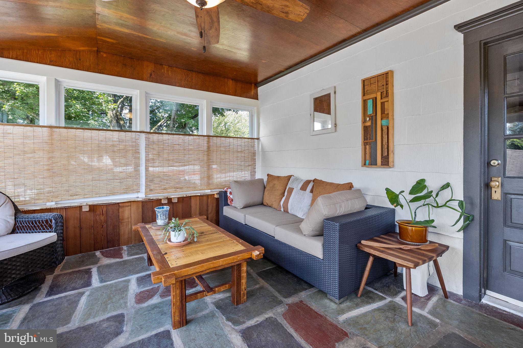 FEASTERVILLE FARMS - Residential