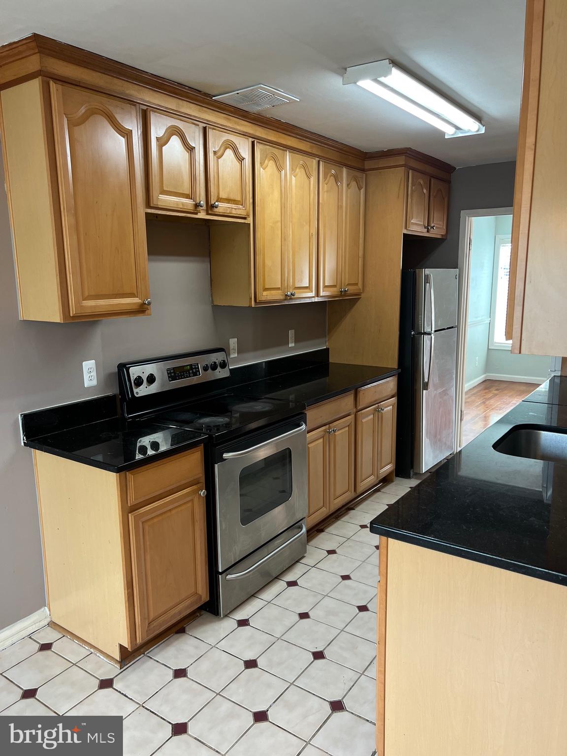 CRESTVIEW - Residential Lease