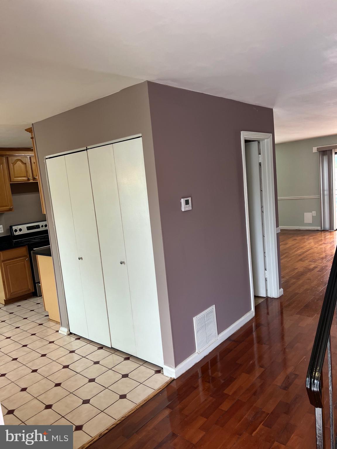 CRESTVIEW - Residential Lease