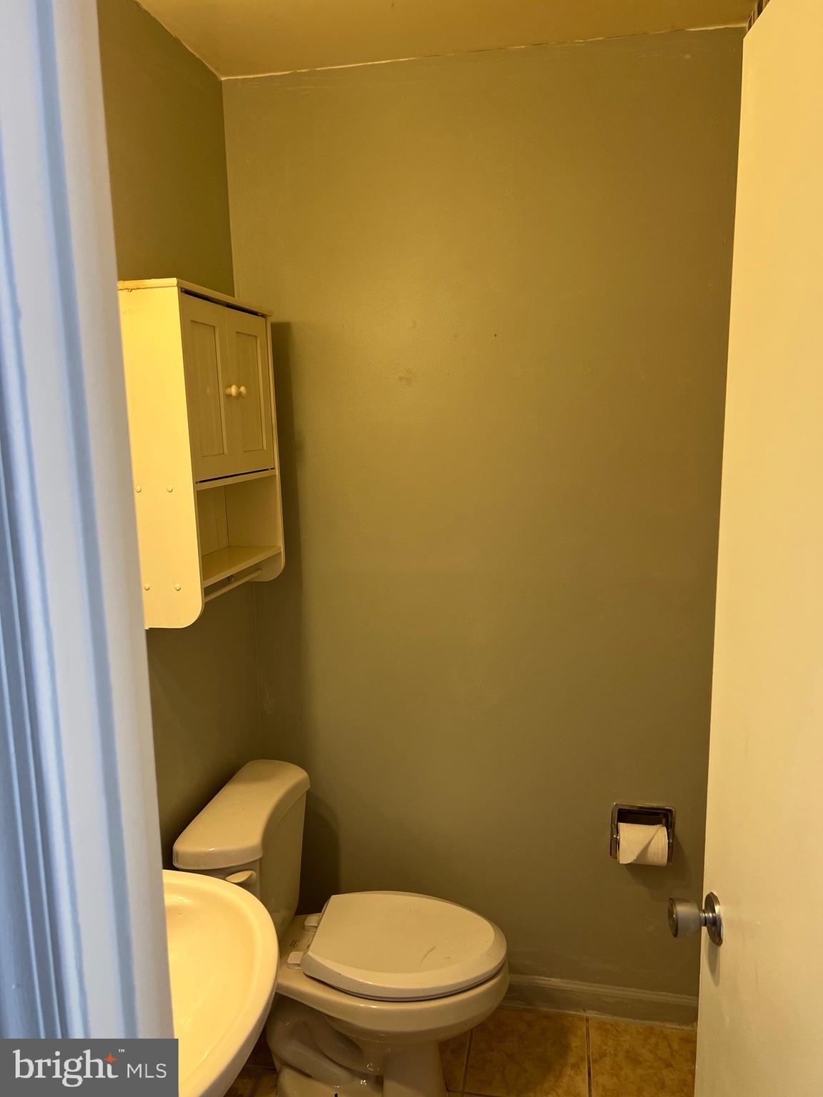 CRESTVIEW - Residential Lease