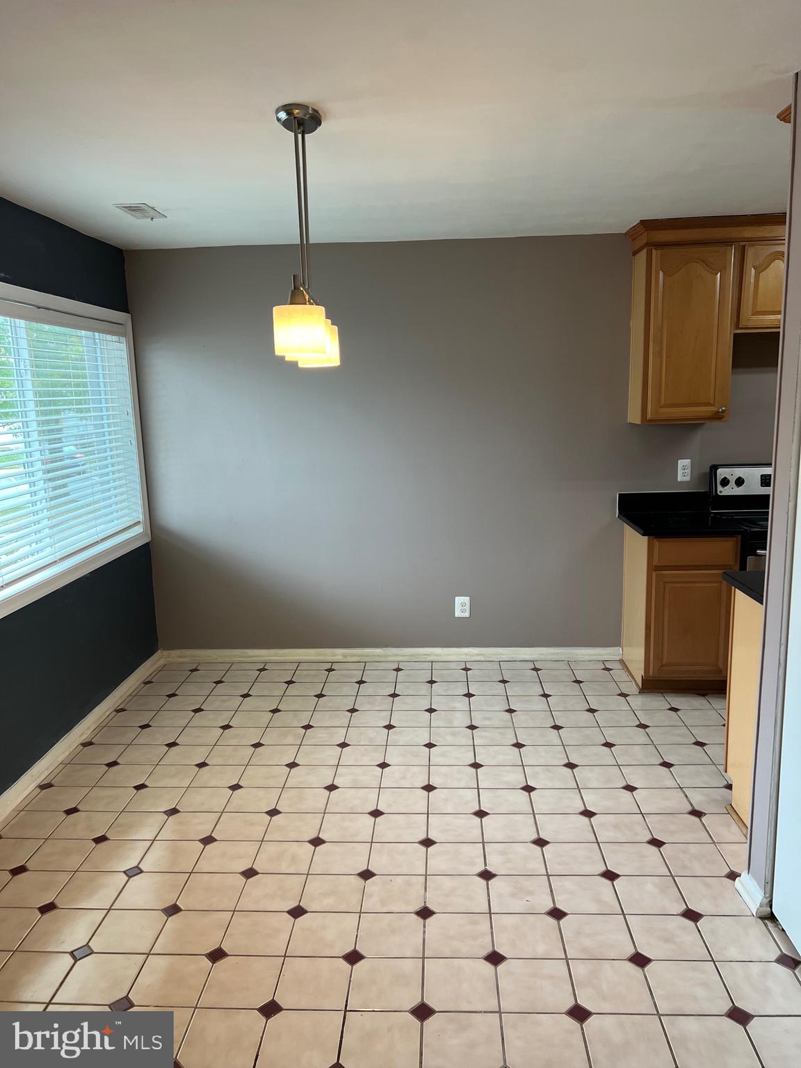 CRESTVIEW - Residential Lease