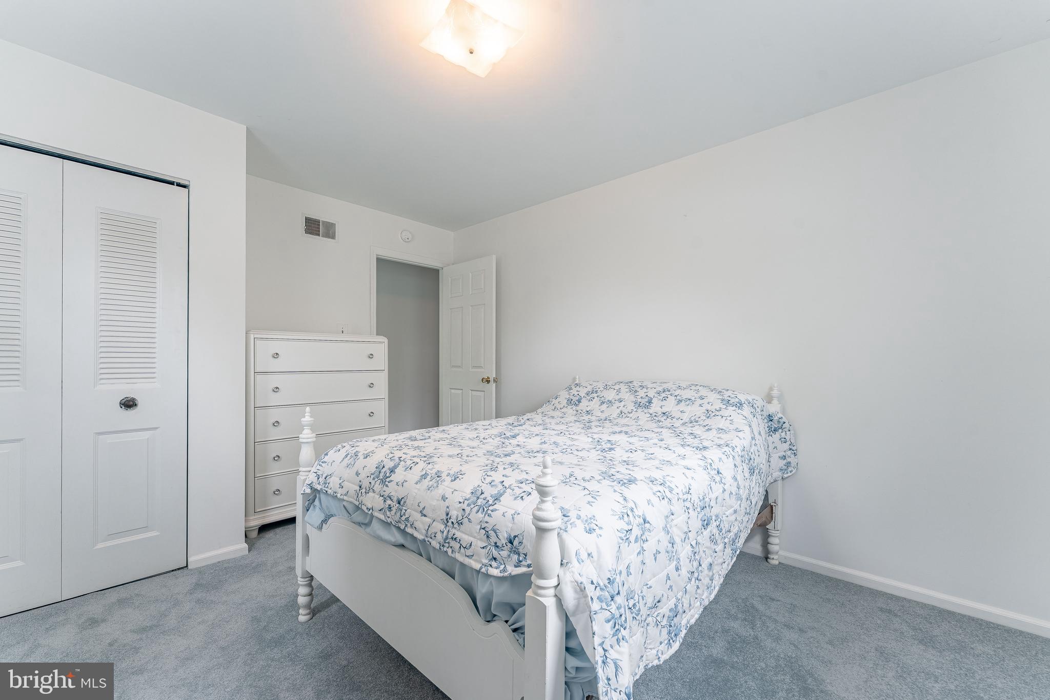 GOSHEN DOWNS - Residential